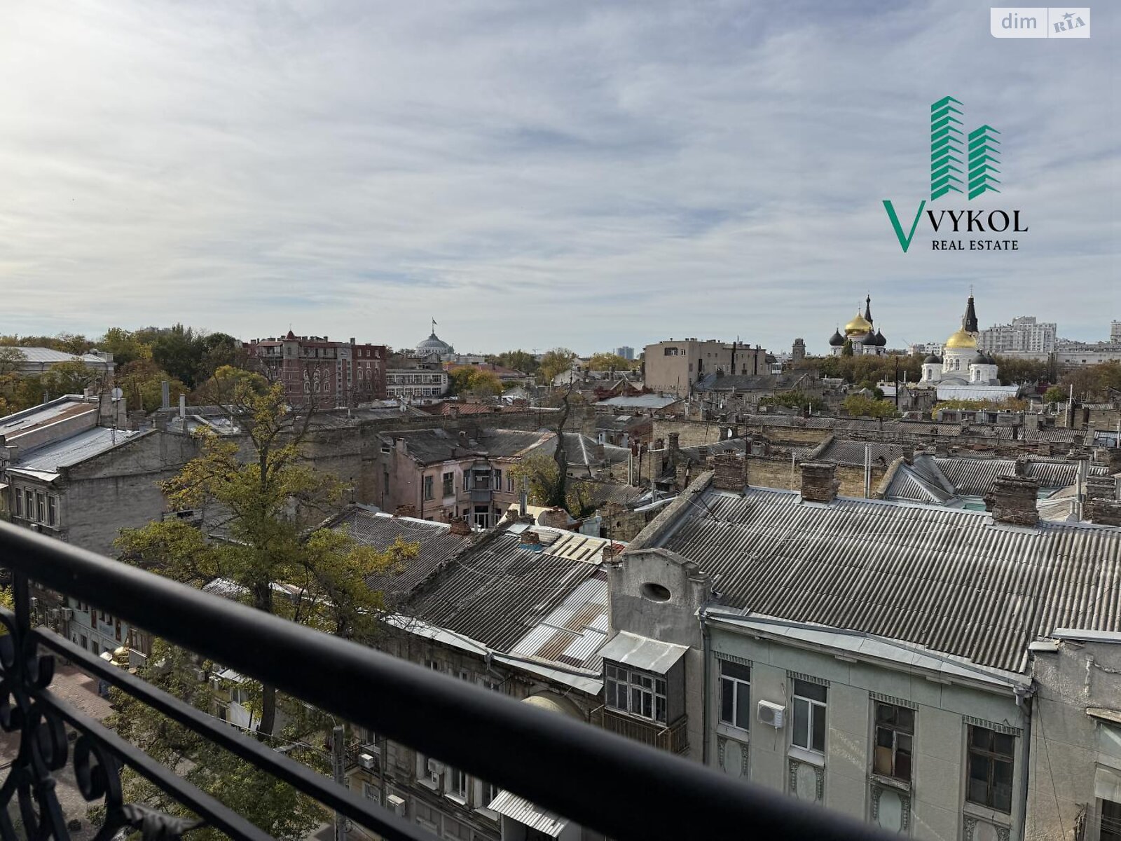 Продаж чотирикімнатної квартири в Одесі, на вул. Гімназична 13, район Приморський фото 1 Продаж чотирикімнатної квартири в Одесі, на вул. Гімназична 13, район Приморський фото 1