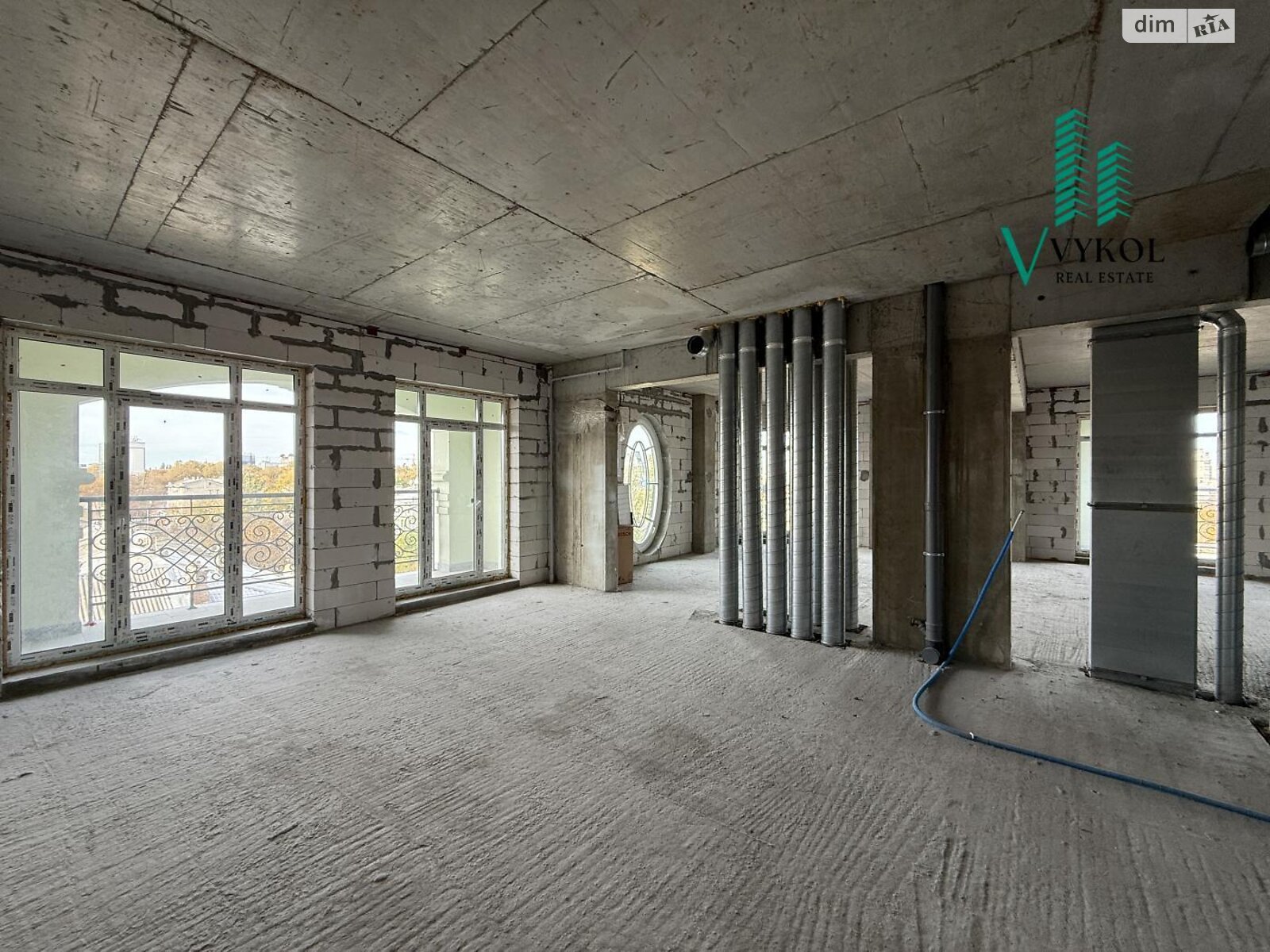 Продаж чотирикімнатної квартири в Одесі, на вул. Гімназична 13, район Приморський фото 1 Продаж чотирикімнатної квартири в Одесі, на вул. Гімназична 13, район Приморський фото 1