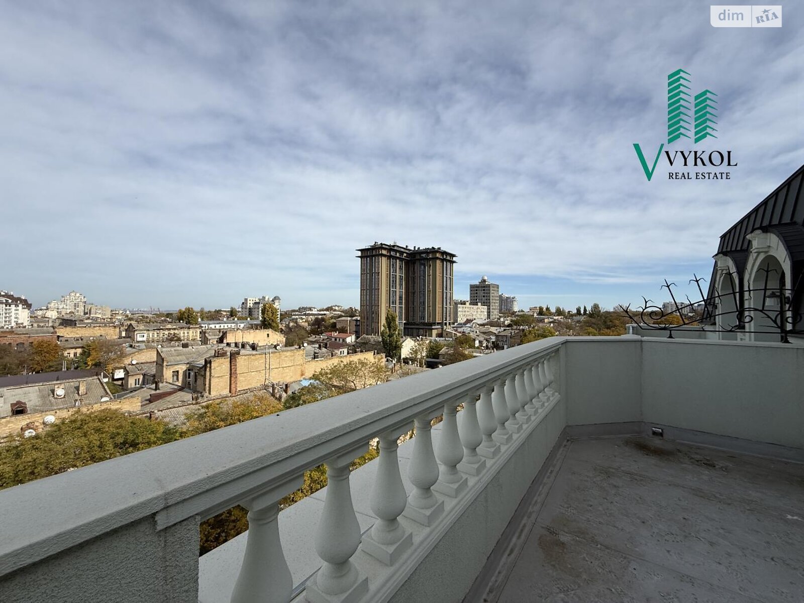 Продаж однокімнатної квартири в Одесі, на вул. Гімназична 13, район Приморський фото 1