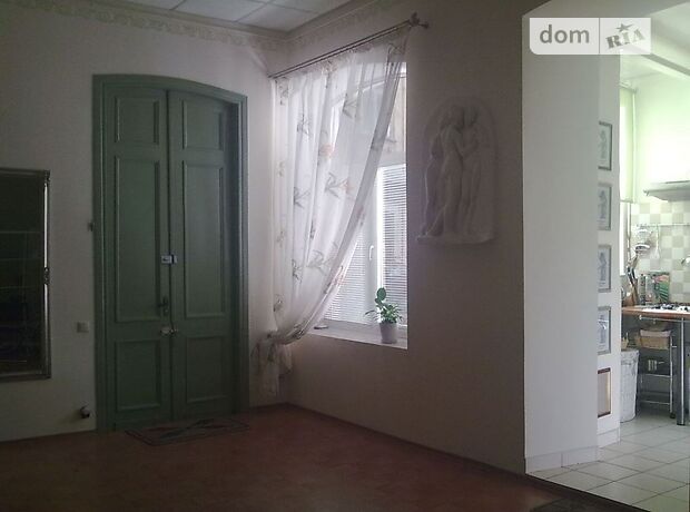 Продажа трехкомнатной квартиры в Одессе, на ул. Гоголя, район Приморский фото 1 Продажа трехкомнатной квартиры в Одессе, на ул. Гоголя, район Приморский фото 1