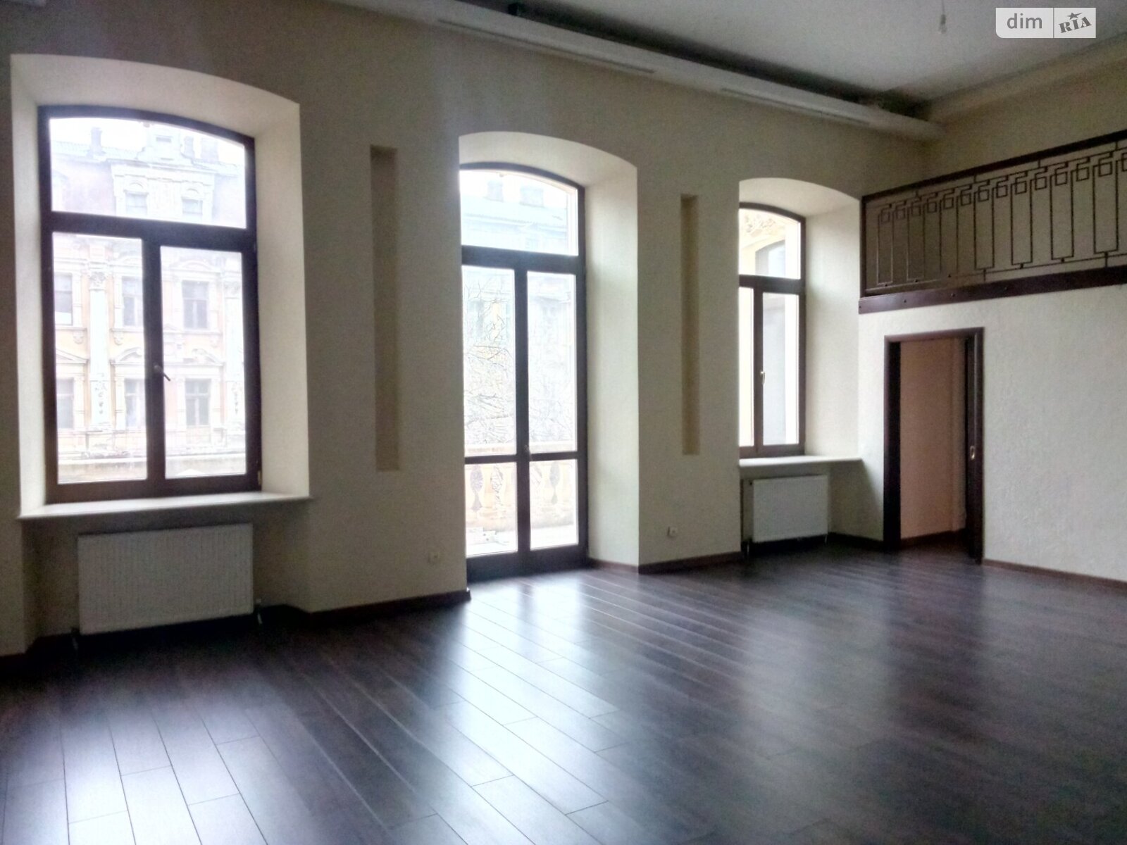 Продаж трикімнатної квартири в Одесі, на вул. Гоголя, район Приморський фото 1
