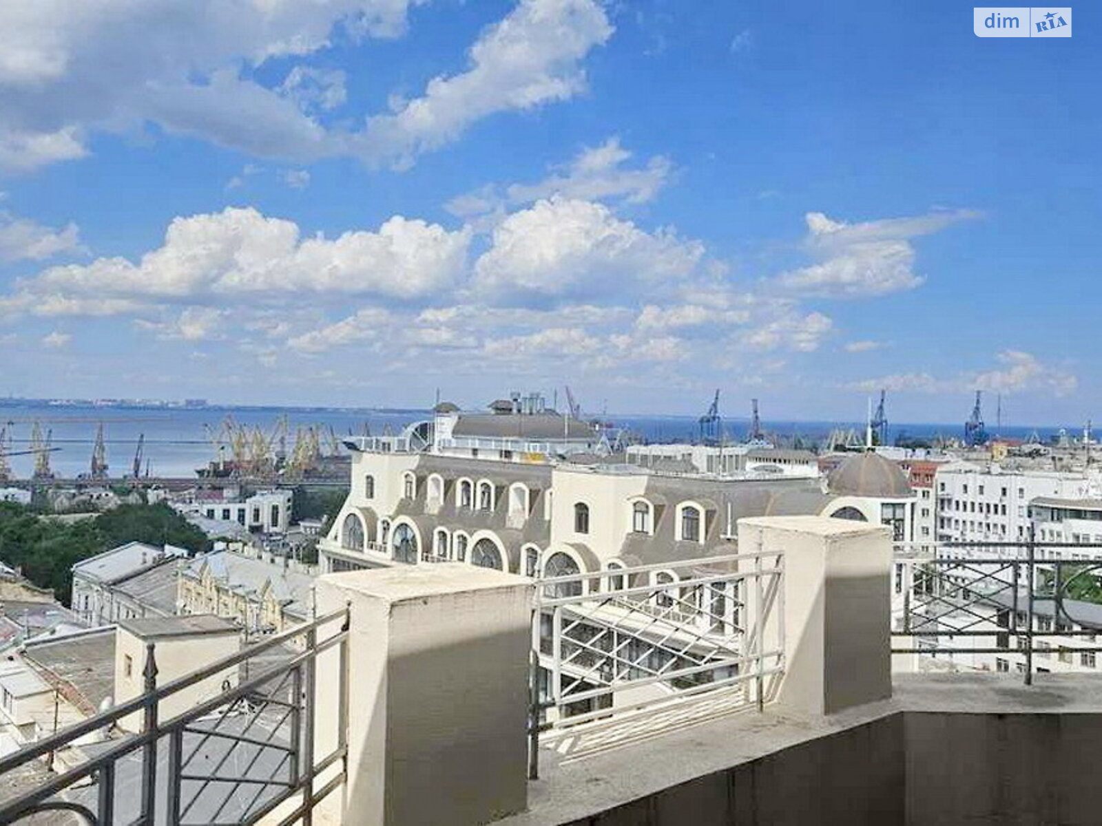 Продаж двокімнатної квартири в Одесі, на вул. Грецька 5, район Приморський фото 1 Продаж двокімнатної квартири в Одесі, на вул. Грецька 5, район Приморський фото 1