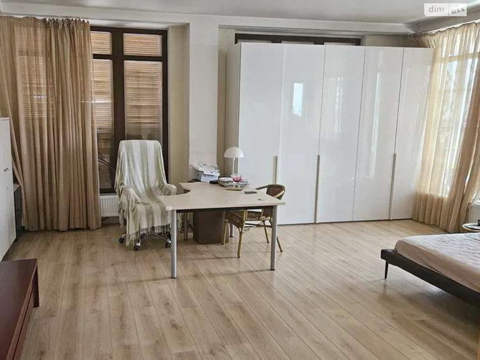 Продаж двокімнатної квартири в Одесі, на вул. Грецька 5, район Приморський фото 1 Продаж двокімнатної квартири в Одесі, на вул. Грецька 5, район Приморський фото 1