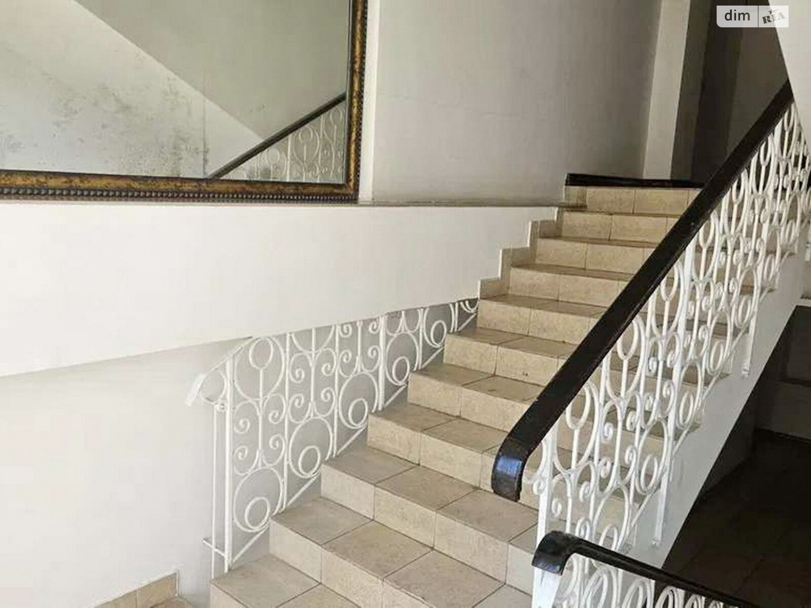 Продаж двокімнатної квартири в Одесі, на вул. Грецька 5, район Приморський фото 1 Продаж двокімнатної квартири в Одесі, на вул. Грецька 5, район Приморський фото 1