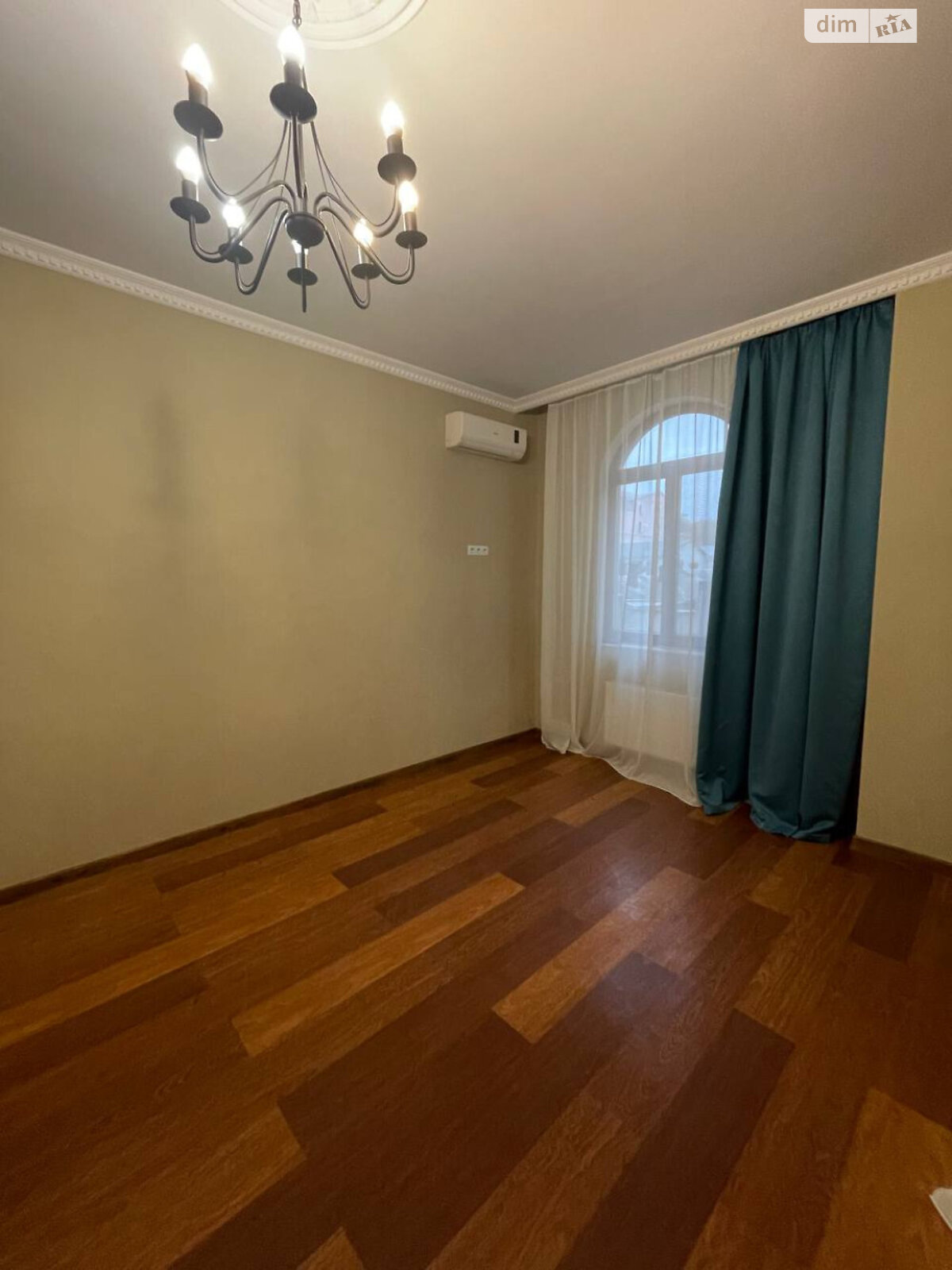 Продаж двокімнатної квартири в Одесі, на вул. Грецька 5, район Приморський фото 1 Продаж двокімнатної квартири в Одесі, на вул. Грецька 5, район Приморський фото 1