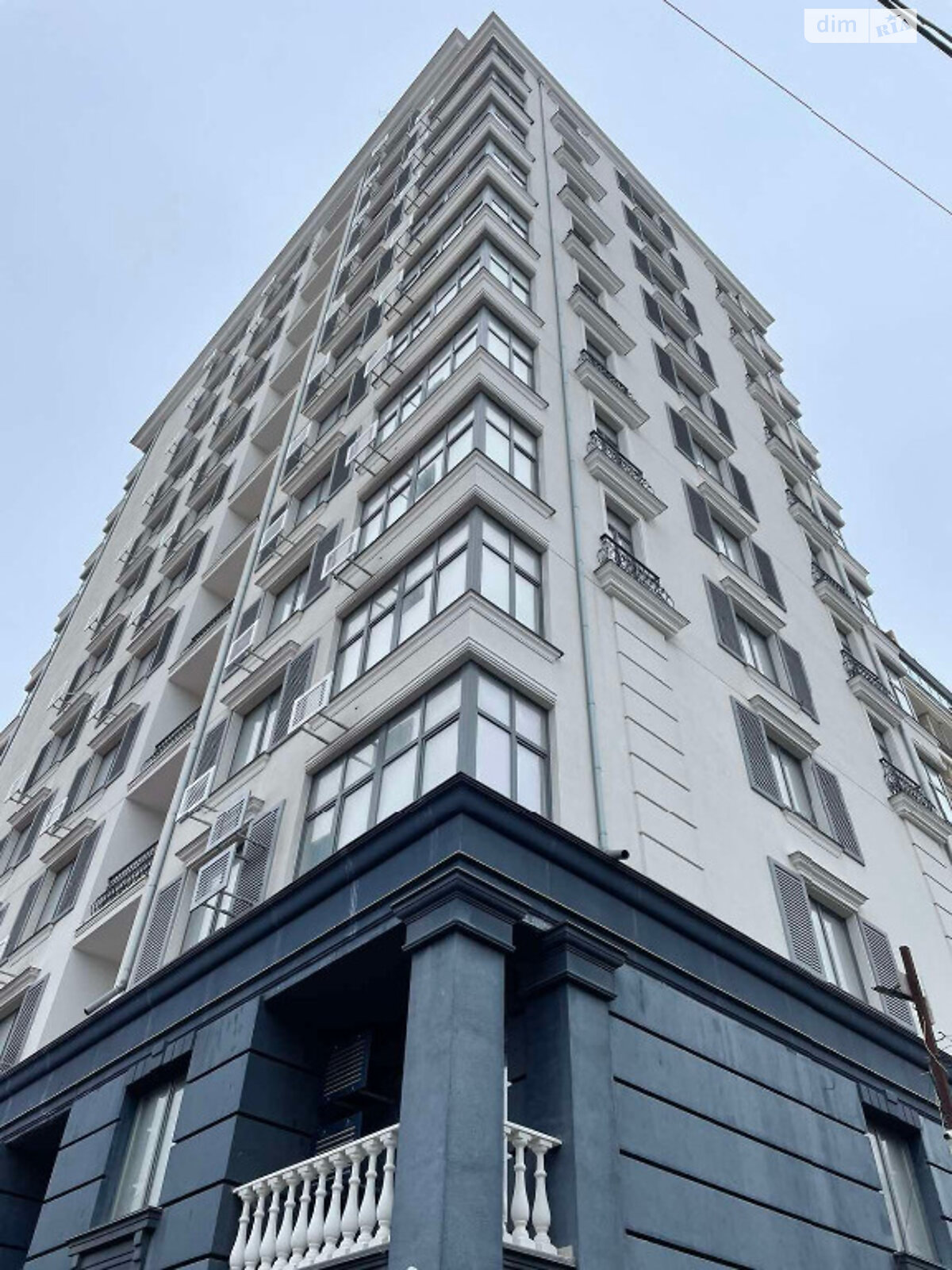 Продажа однокомнатной квартиры в Одессе, на ул. Вице-адмирала Азарова, район Приморский фото 1