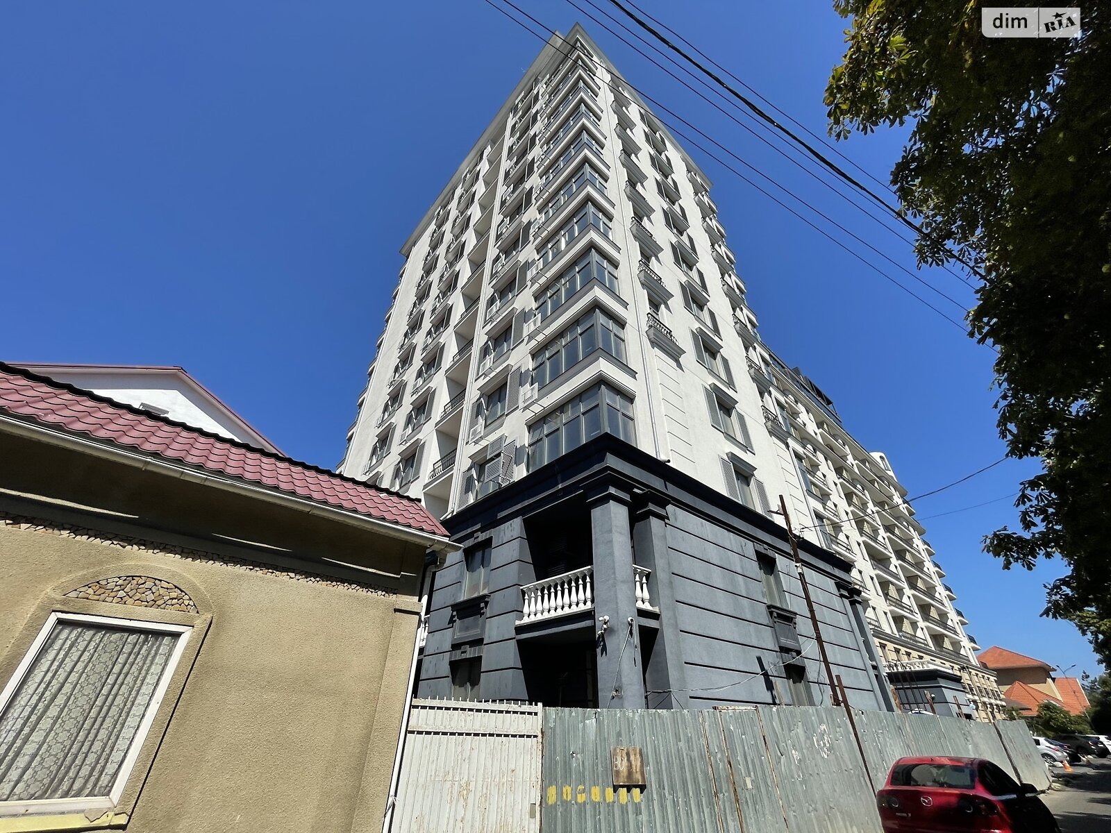 Продажа двухкомнатной квартиры в Одессе, на ул. Вице-адмирала Азарова, район Приморский фото 1