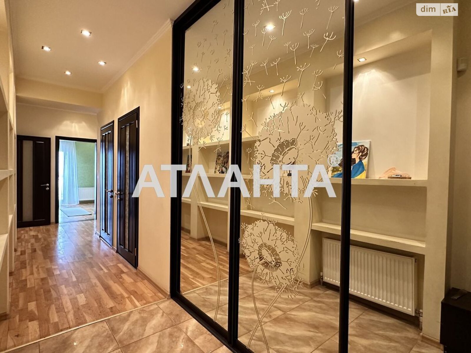 Продаж трикімнатної квартири в Одесі, на вул. Гімназична, район Центр фото 1 Продаж трикімнатної квартири в Одесі, на вул. Гімназична, район Центр фото 1