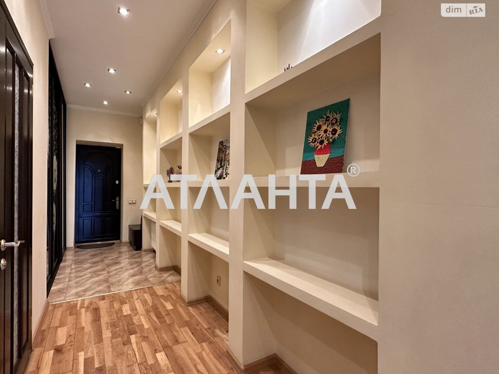 Продаж трикімнатної квартири в Одесі, на вул. Гімназична, район Центр фото 1 Продаж трикімнатної квартири в Одесі, на вул. Гімназична, район Центр фото 1