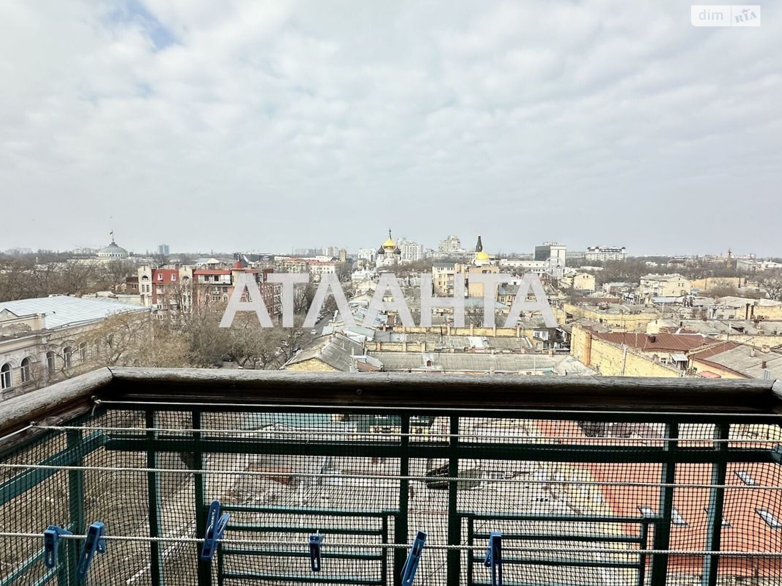 Продаж трикімнатної квартири в Одесі, на вул. Гімназична, район Центр фото 1 Продаж трикімнатної квартири в Одесі, на вул. Гімназична, район Центр фото 1