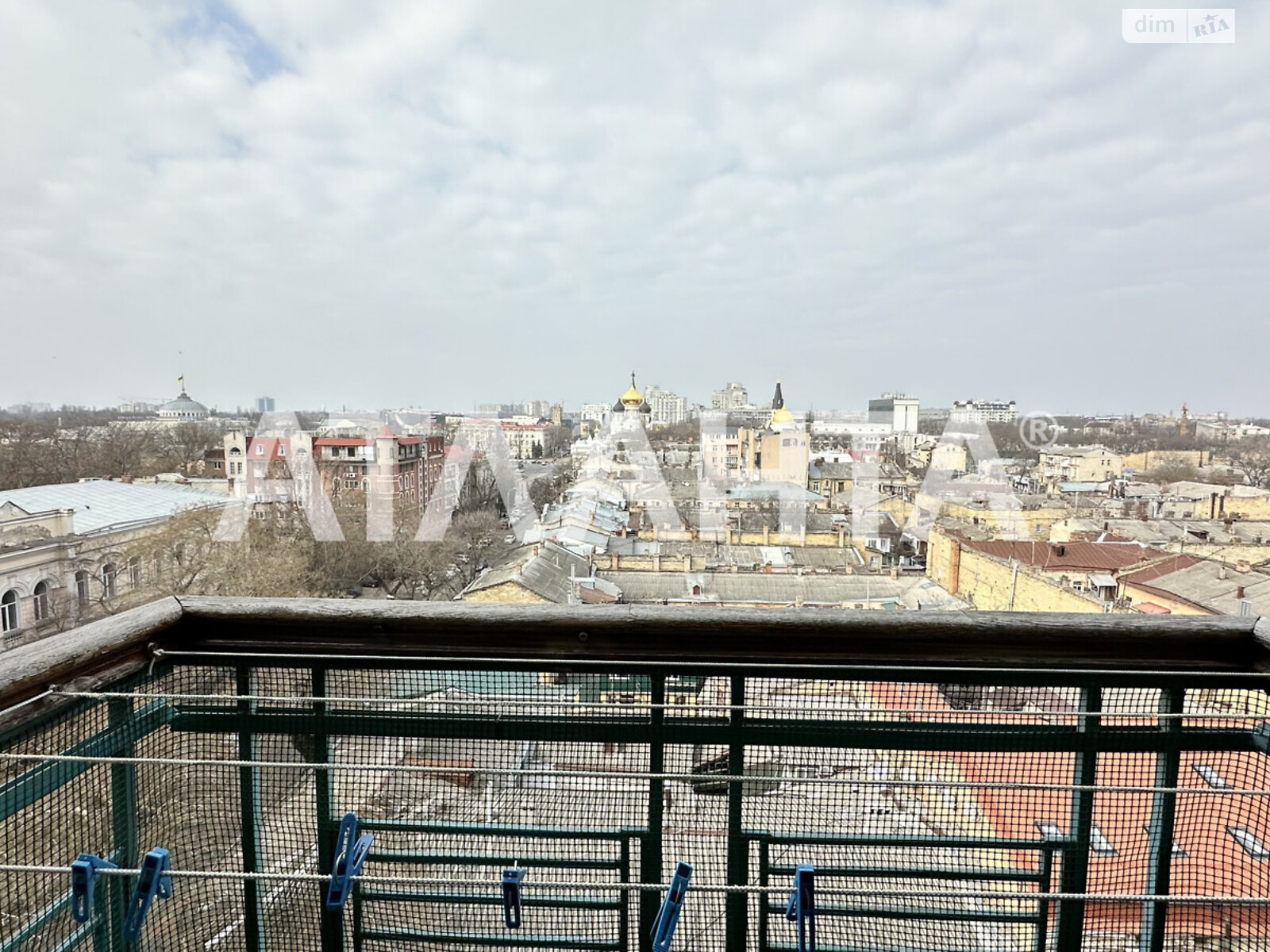 Продажа трехкомнатной квартиры в Одессе, на ул. Гимназическая, район Центр фото 1 Продажа трехкомнатной квартиры в Одессе, на ул. Гимназическая, район Центр фото 1
