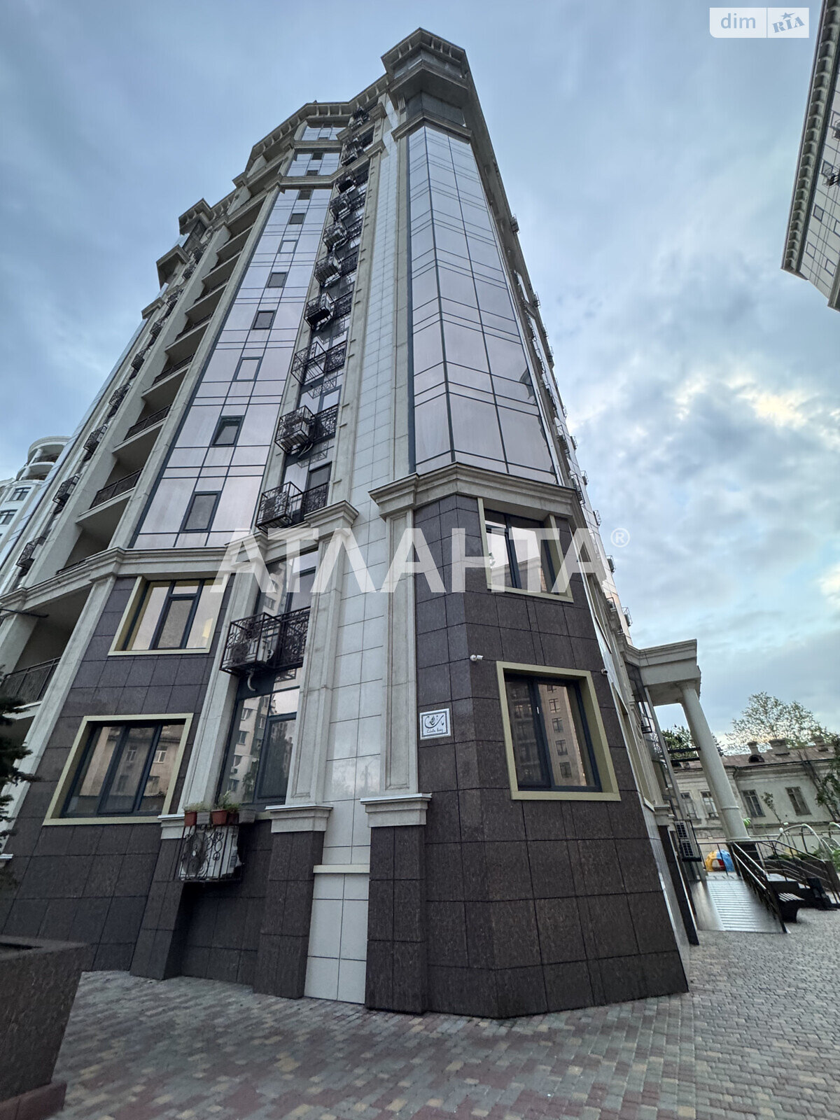 Продажа однокомнатной квартиры в Одессе, на бул. Итальянский 1А, район Приморский фото 1 Продажа однокомнатной квартиры в Одессе, на бул. Итальянский 1А, район Приморский фото 1