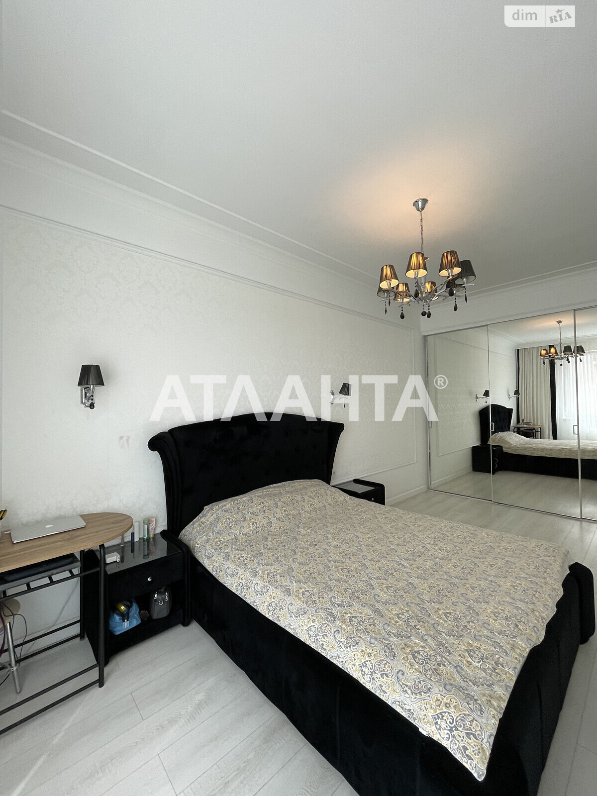 Продажа однокомнатной квартиры в Одессе, на бул. Итальянский, район Приморский фото 1 Продажа однокомнатной квартиры в Одессе, на бул. Итальянский, район Приморский фото 1