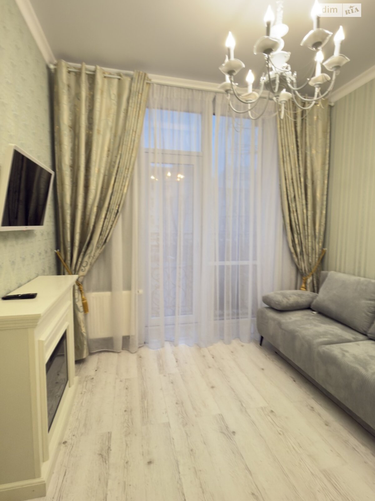 Продажа двухкомнатной квартиры в Одессе, на бул. Итальянский 1Б, район Приморский фото 1