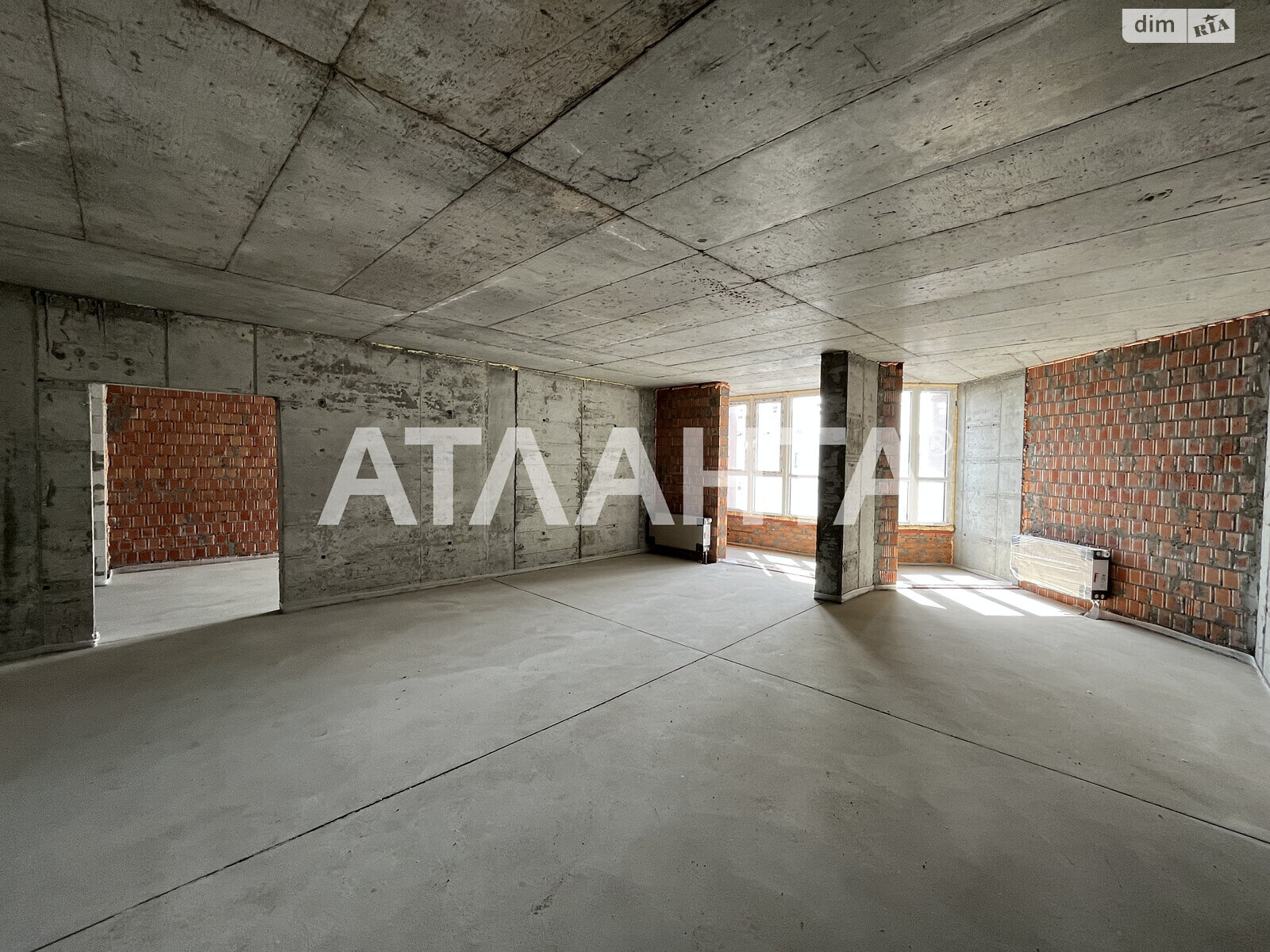 Продаж трикімнатної квартири в Одесі, на вул. Івана Франка 401-4, район Приморський фото 1 Продаж трикімнатної квартири в Одесі, на вул. Івана Франка 401-4, район Приморський фото 1