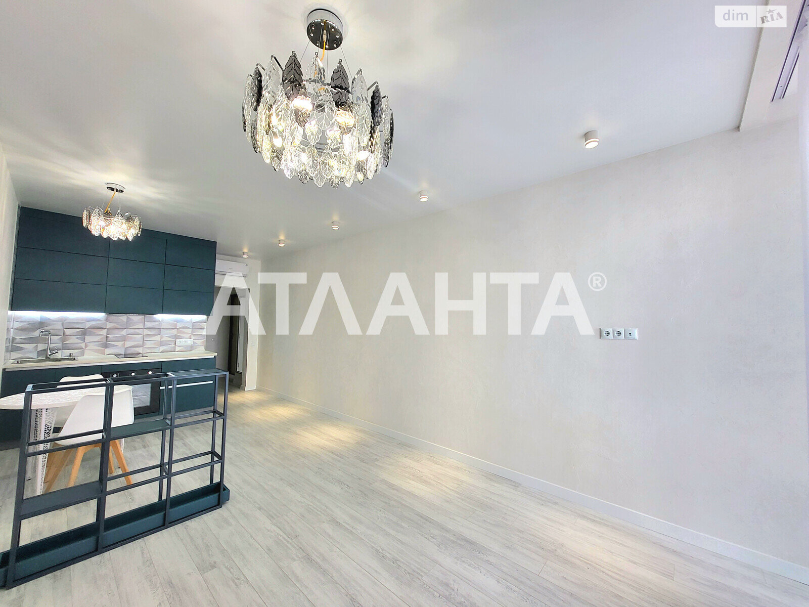 Продаж однокімнатної квартири в Одесі, на вул. Івана Франка, район Приморський фото 1 Продаж однокімнатної квартири в Одесі, на вул. Івана Франка, район Приморський фото 1