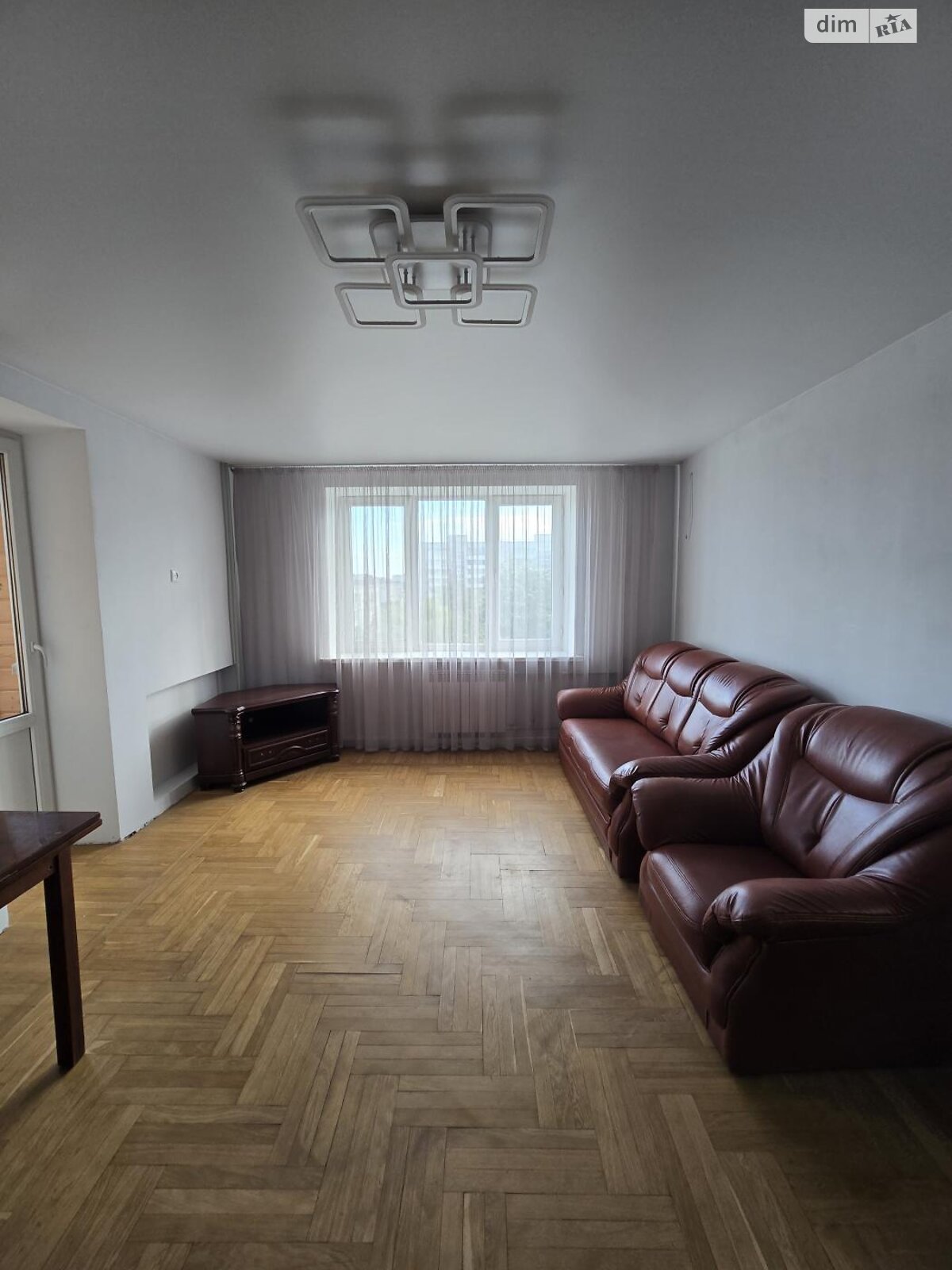 Продажа трехкомнатной квартиры в Одессе, на ул. Ивана Франко, район Приморский фото 1 Продажа трехкомнатной квартиры в Одессе, на ул. Ивана Франко, район Приморский фото 1