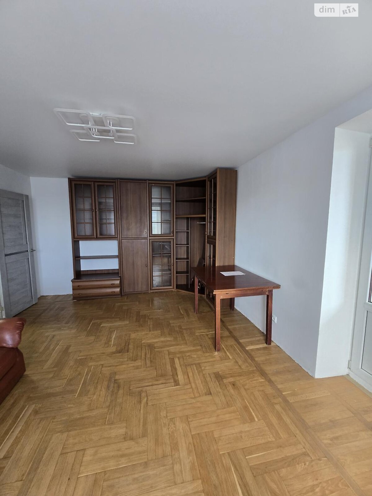 Продажа трехкомнатной квартиры в Одессе, на ул. Ивана Франко, район Приморский фото 1 Продажа трехкомнатной квартиры в Одессе, на ул. Ивана Франко, район Приморский фото 1