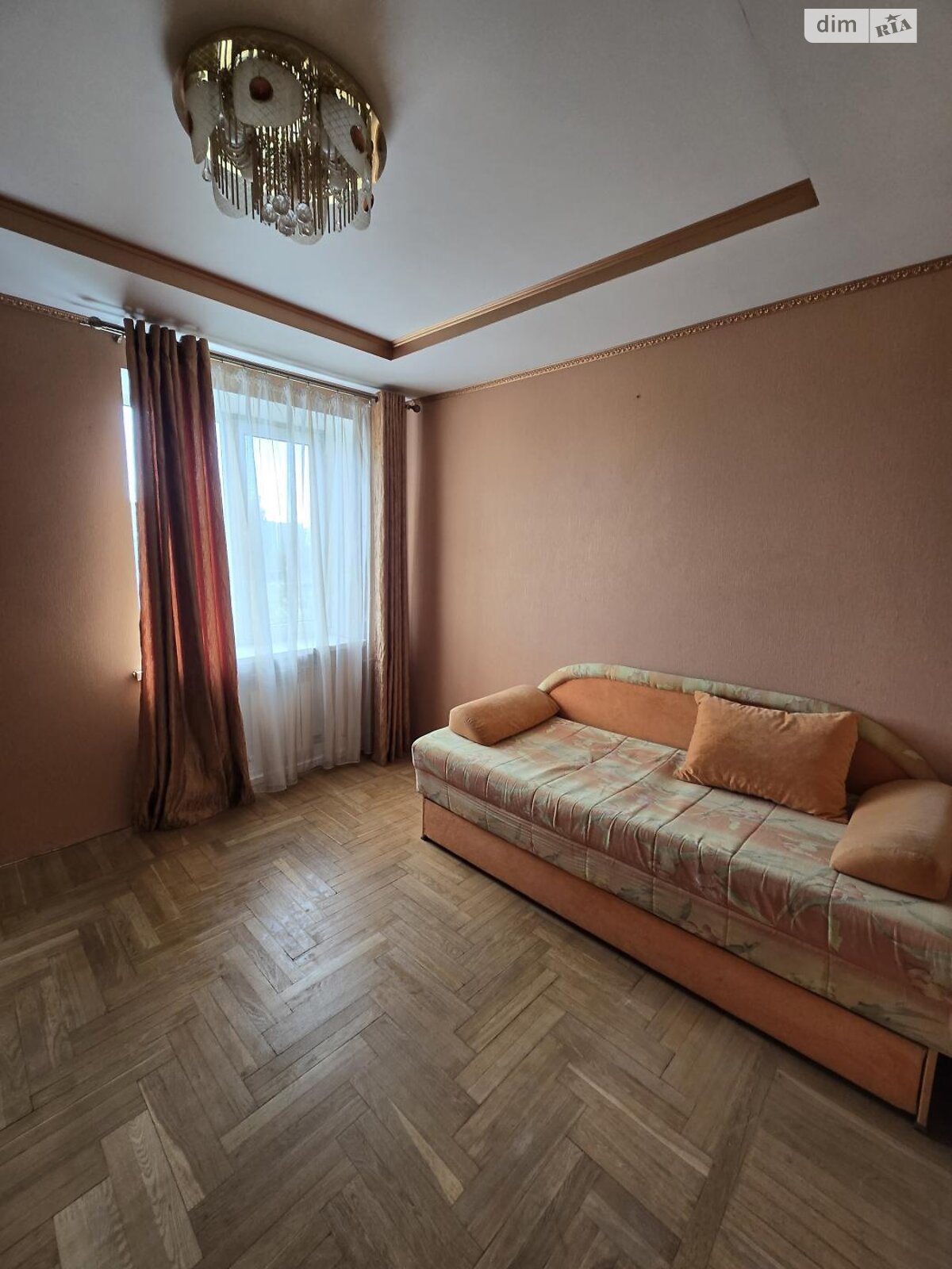 Продажа трехкомнатной квартиры в Одессе, на ул. Ивана Франко, район Приморский фото 1 Продажа трехкомнатной квартиры в Одессе, на ул. Ивана Франко, район Приморский фото 1
