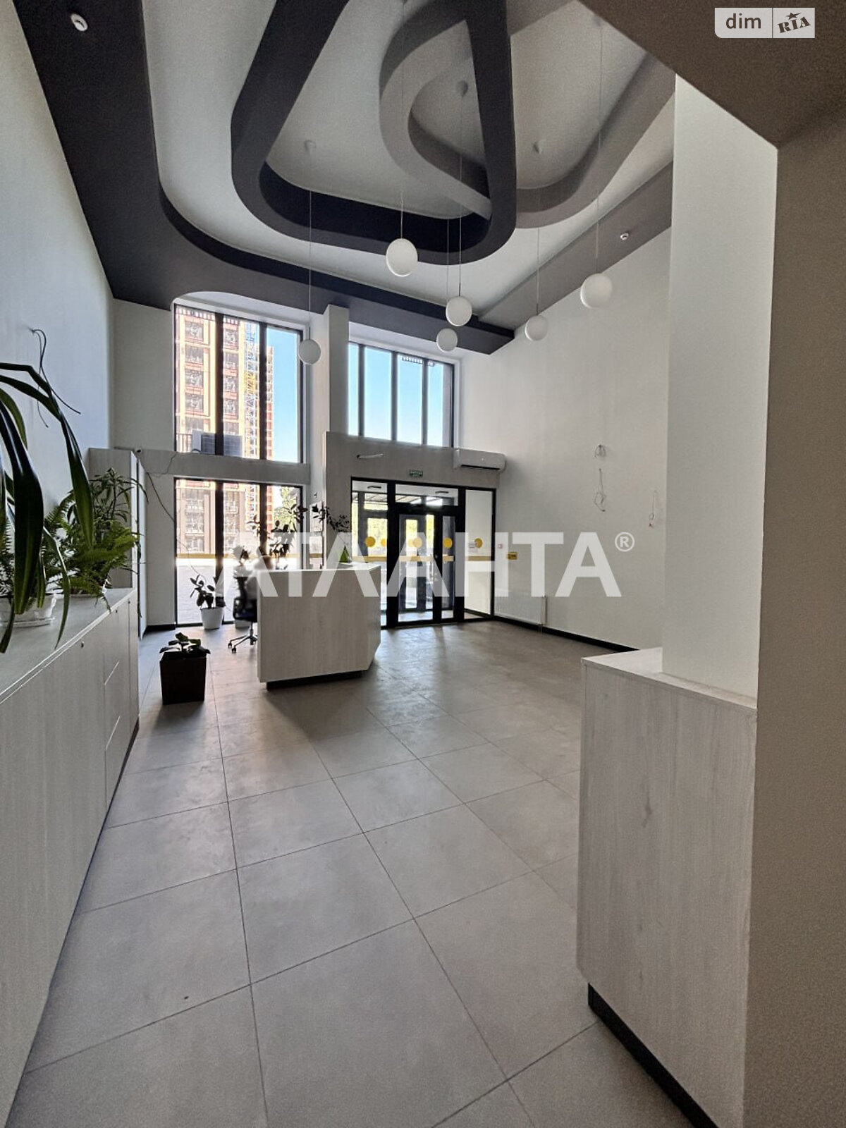 Продажа однокомнатной квартиры в Одессе, на ул. Ивана Франко 401, район Приморский фото 1 Продажа однокомнатной квартиры в Одессе, на ул. Ивана Франко 401, район Приморский фото 1