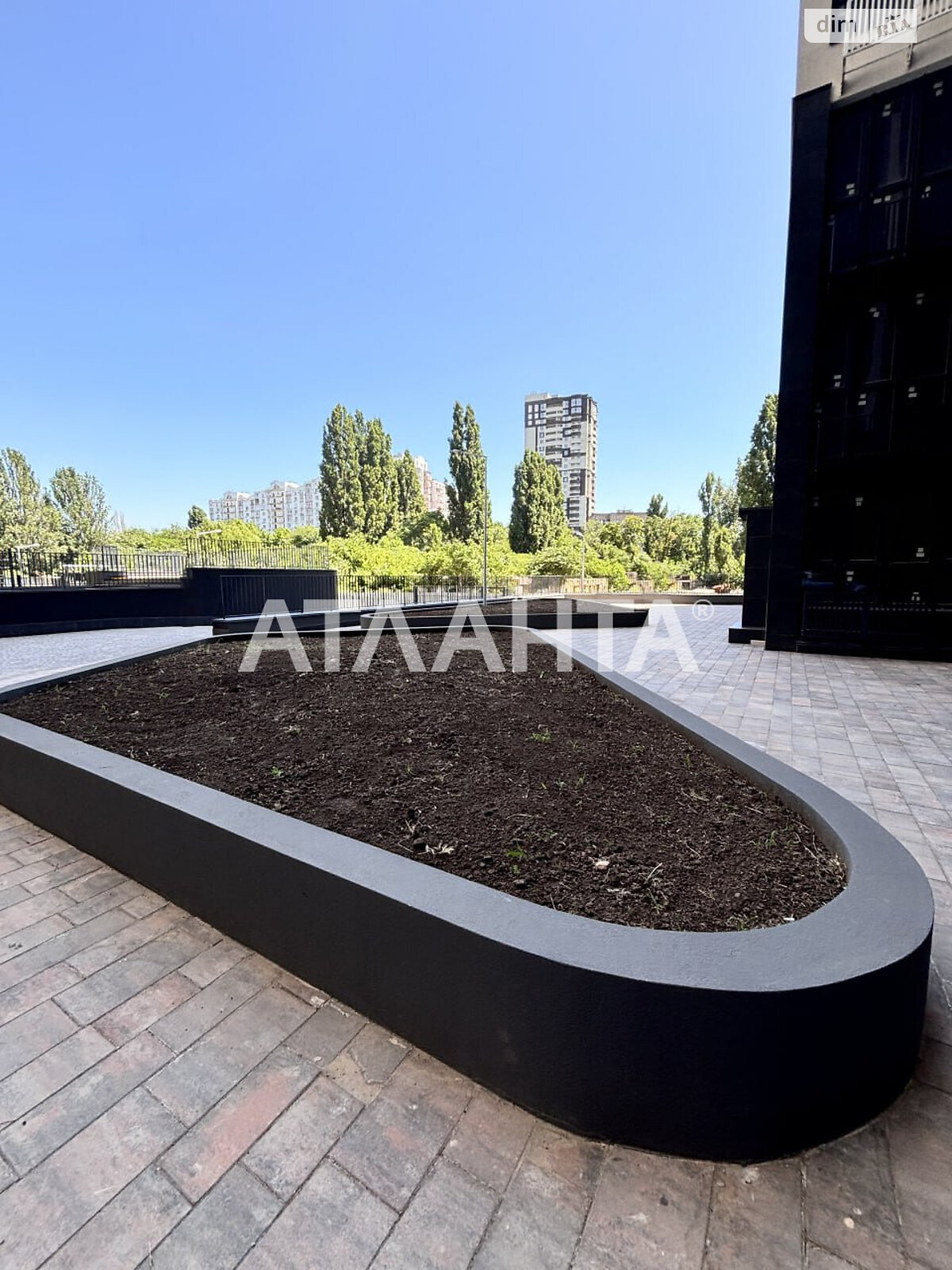Продажа однокомнатной квартиры в Одессе, на ул. Ивана Франко 401, район Приморский фото 1 Продажа однокомнатной квартиры в Одессе, на ул. Ивана Франко 401, район Приморский фото 1