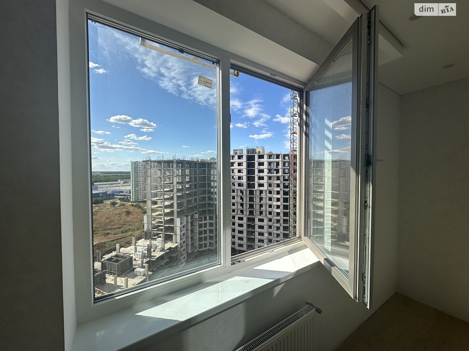 Продажа двухкомнатной квартиры в Одессе, на ул. Жемчужная, район Приморский фото 1 Продажа двухкомнатной квартиры в Одессе, на ул. Жемчужная, район Приморский фото 1