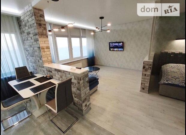 Продажа однокомнатной квартиры в Одессе, на ул. Каманина, кв. 113, район Приморский фото 1 Продажа однокомнатной квартиры в Одессе, на ул. Каманина, кв. 113, район Приморский фото 1