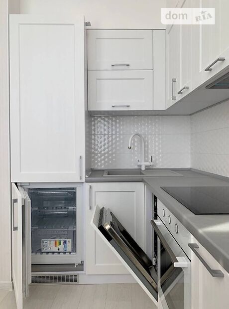 Продажа однокомнатной квартиры в Одессе, на ул. Каманина район Приморский фото 1 Продажа однокомнатной квартиры в Одессе, на ул. Каманина район Приморский фото 1