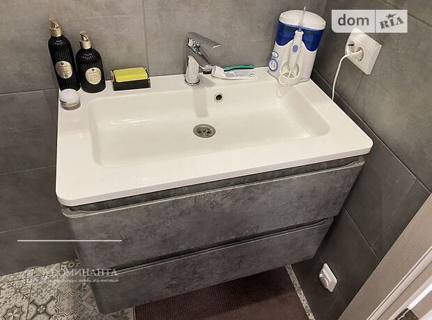 Продажа однокомнатной квартиры в Одессе, на ул. Каманина 16а/2 район Приморский фото 1 Продажа однокомнатной квартиры в Одессе, на ул. Каманина 16а/2 район Приморский фото 1