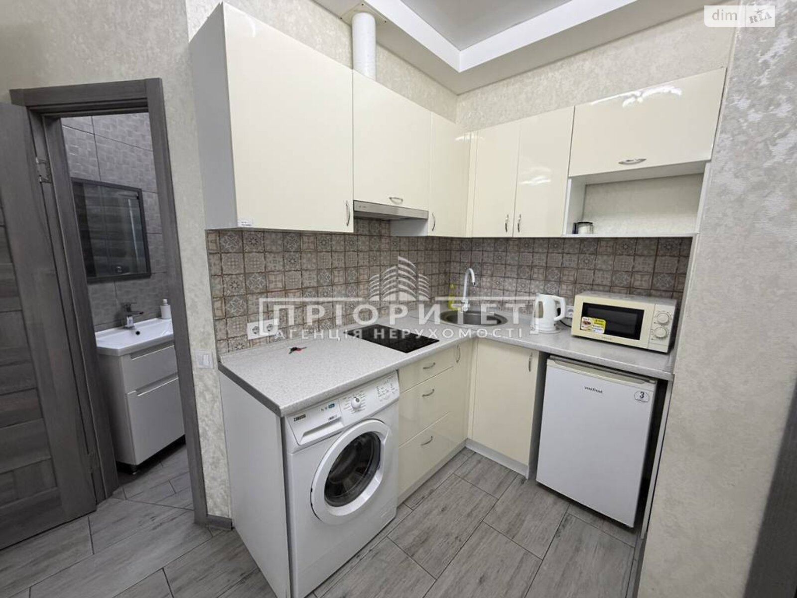 Продажа однокомнатной квартиры в Одессе, на ул. Валерия Самофалова, район Приморский фото 1 Продажа однокомнатной квартиры в Одессе, на ул. Валерия Самофалова, район Приморский фото 1