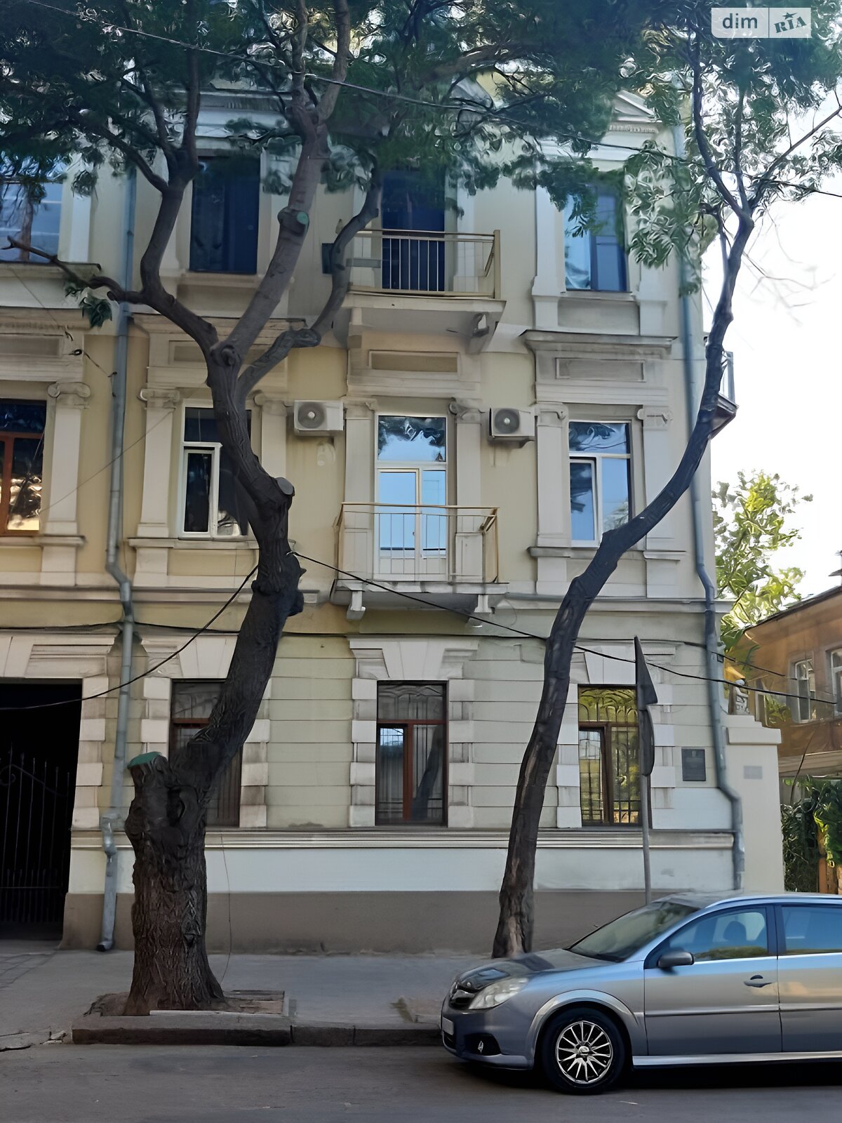 Продажа трехкомнатной квартиры в Одессе, на ул. Канатная, район Приморский фото 1 Продажа трехкомнатной квартиры в Одессе, на ул. Канатная, район Приморский фото 1
