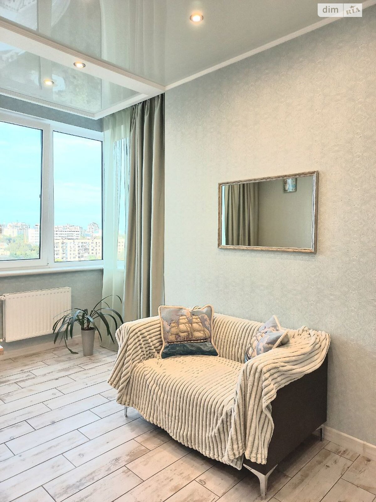 Продаж однокімнатної квартири в Одесі, на вул. Канатна 122А, район Приморський фото 1 Продаж однокімнатної квартири в Одесі, на вул. Канатна 122А, район Приморський фото 1