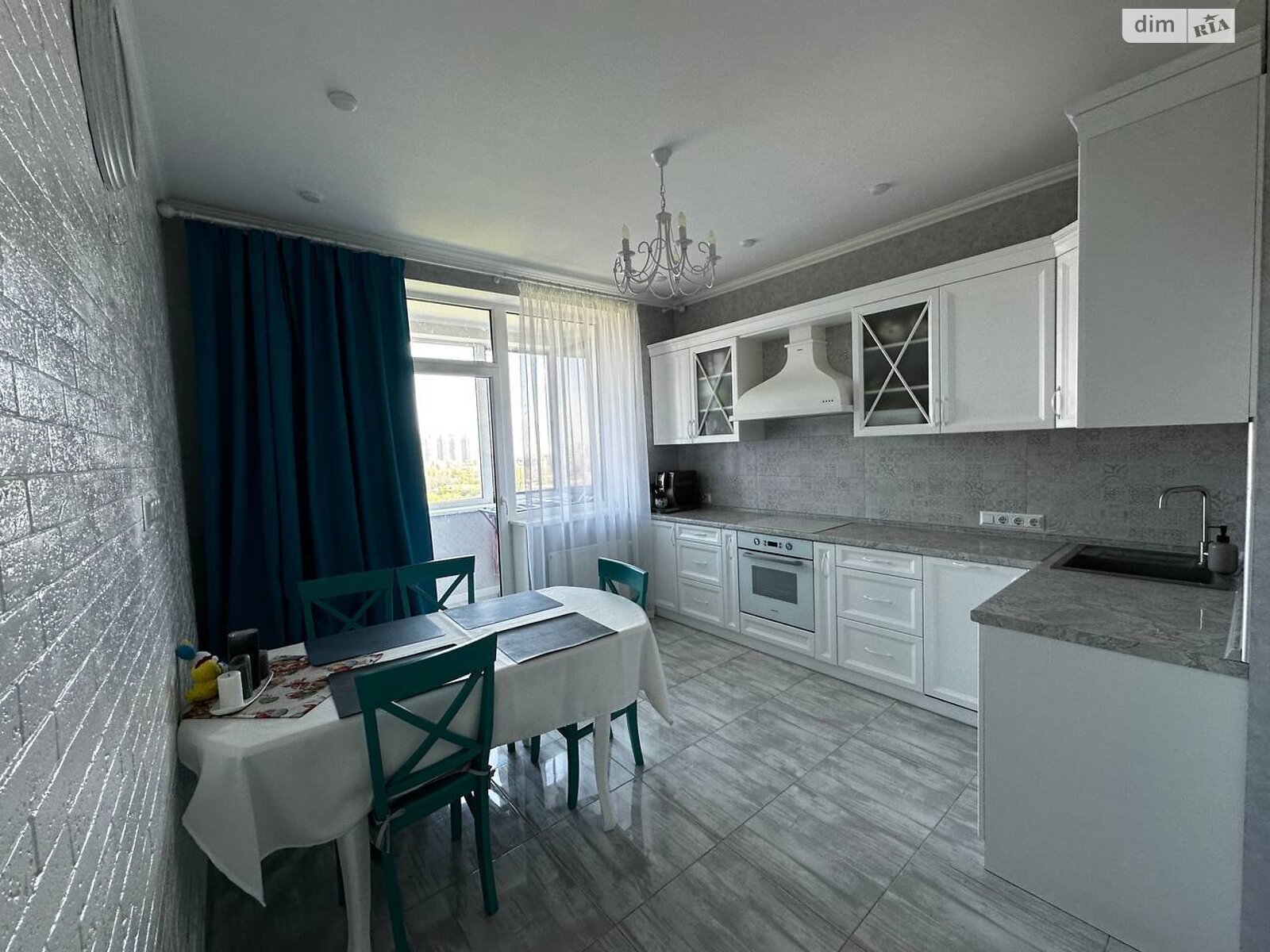 Продаж двокімнатної квартири в Одесі, на вул. Канатна 122Б, район Приморський фото 1 Продаж двокімнатної квартири в Одесі, на вул. Канатна 122Б, район Приморський фото 1