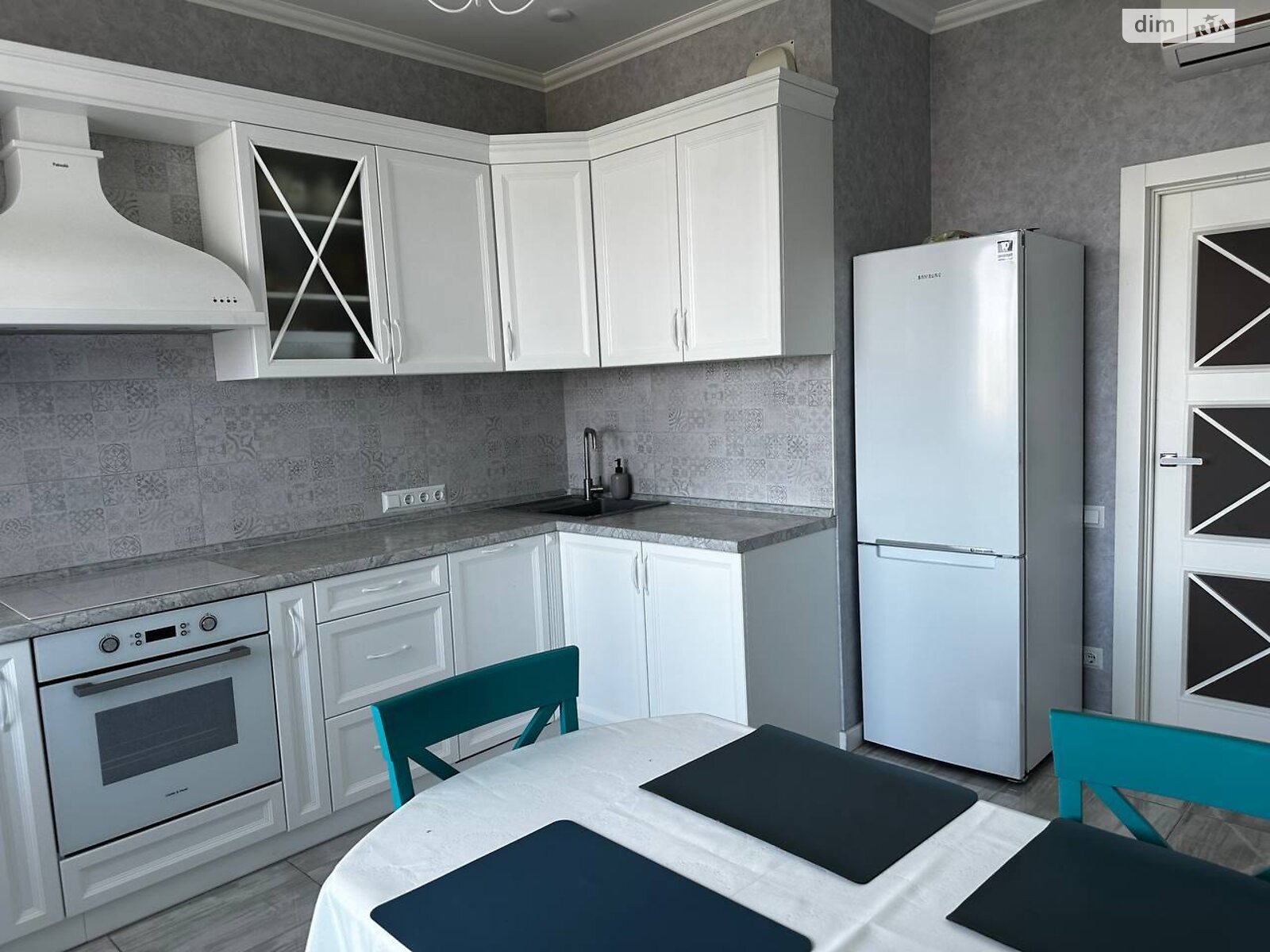 Продаж двокімнатної квартири в Одесі, на вул. Канатна 122Б, район Приморський фото 1 Продаж двокімнатної квартири в Одесі, на вул. Канатна 122Б, район Приморський фото 1