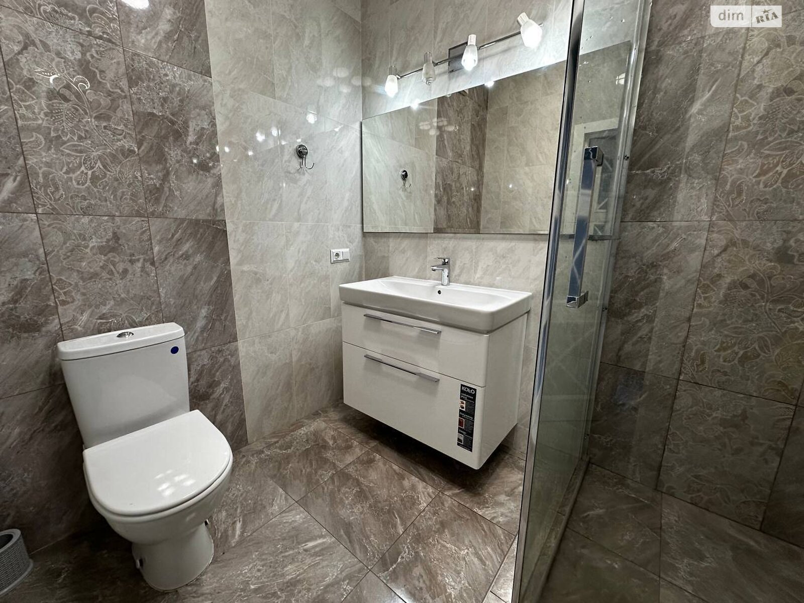 Продаж двокімнатної квартири в Одесі, на вул. Канатна 122Б, район Приморський фото 1 Продаж двокімнатної квартири в Одесі, на вул. Канатна 122Б, район Приморський фото 1