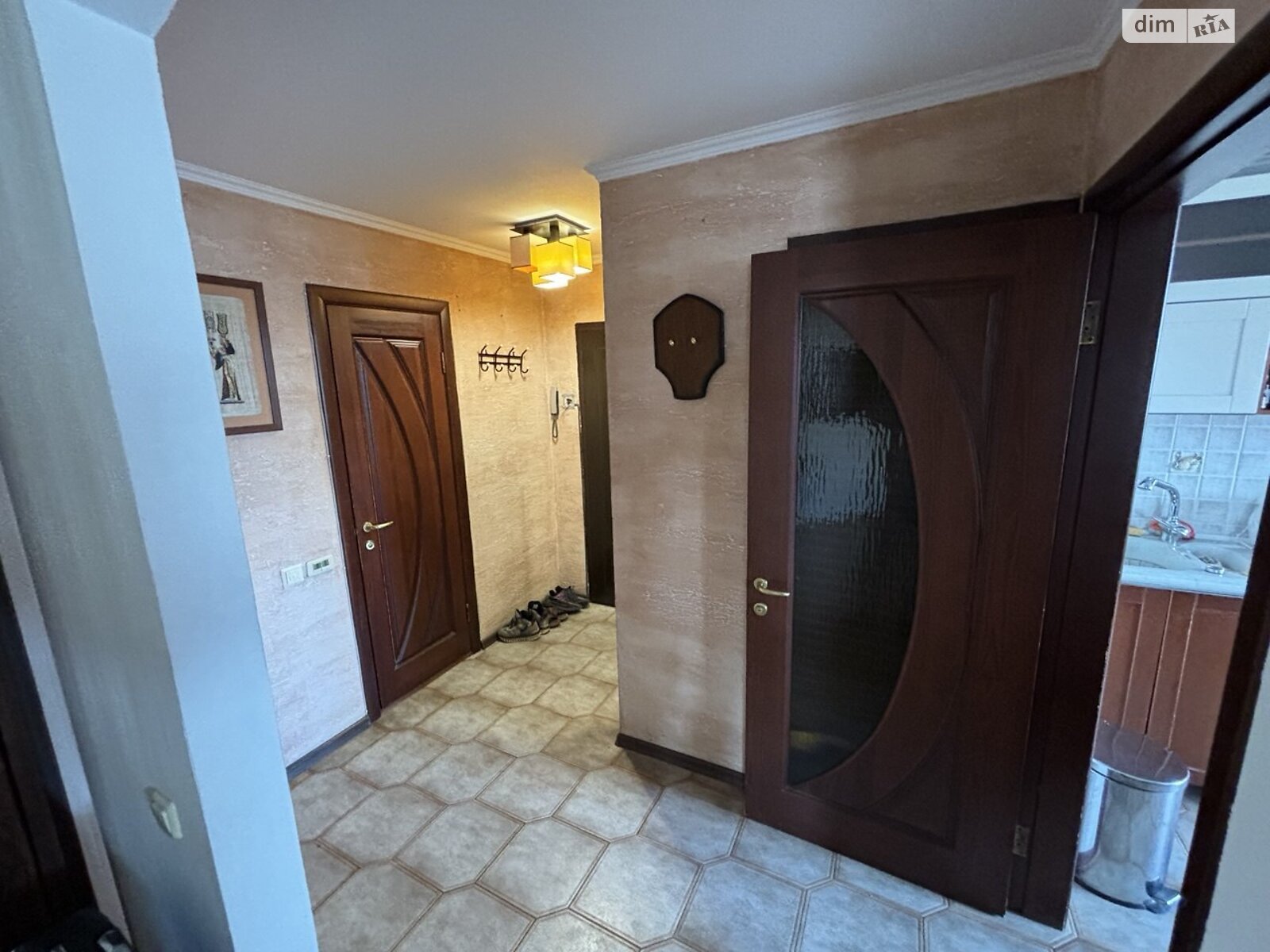 Продажа трехкомнатной квартиры в Одессе, на ул. Канатная, район Приморский фото 1 Продажа трехкомнатной квартиры в Одессе, на ул. Канатная, район Приморский фото 1