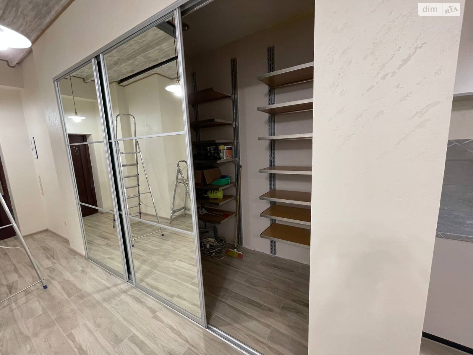 Продаж двокімнатної квартири в Одесі, на вул. Канатна, район Приморський фото 1 Продаж двокімнатної квартири в Одесі, на вул. Канатна, район Приморський фото 1