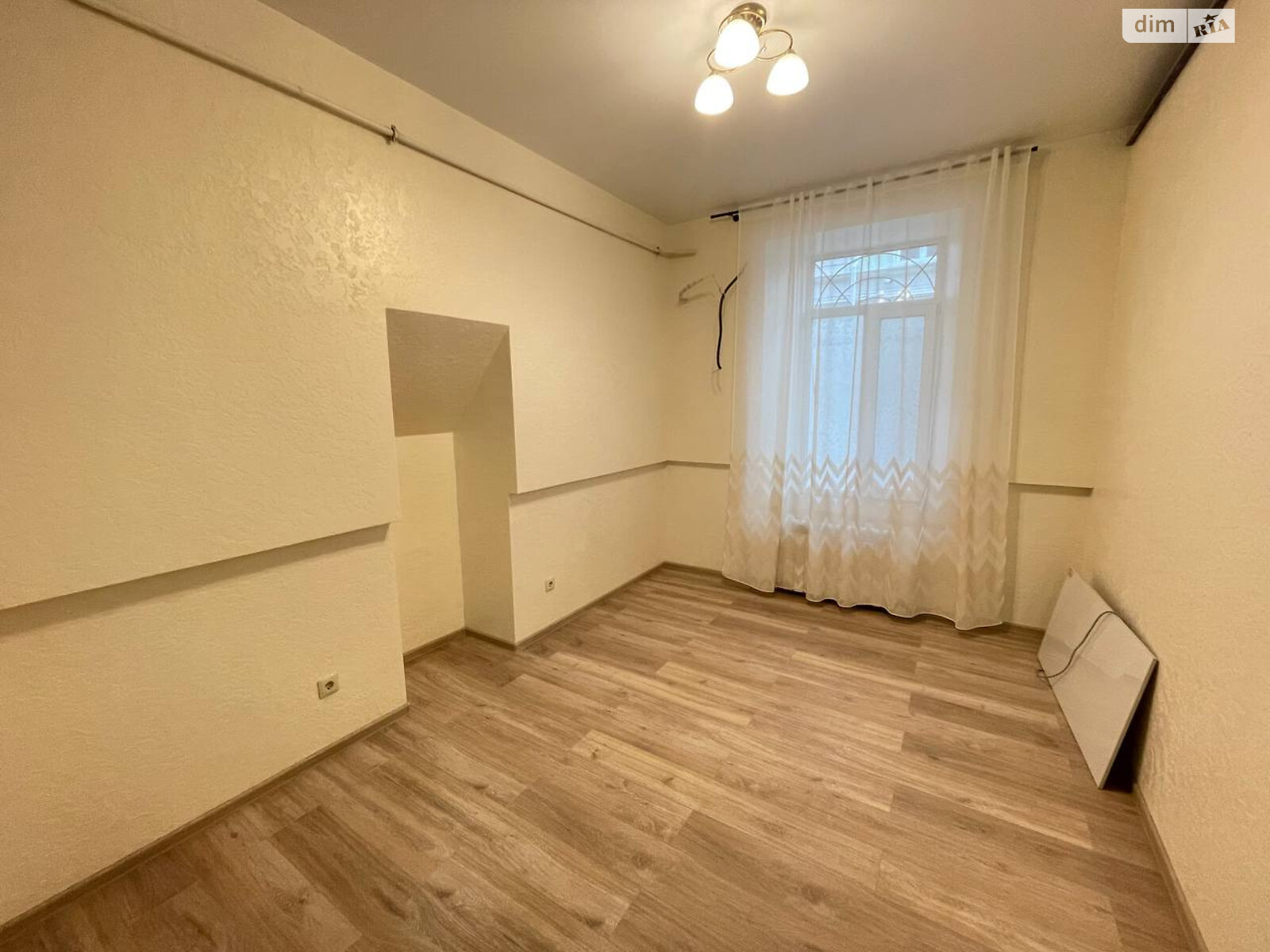 Продаж двокімнатної квартири в Одесі, на вул. Канатна, район Приморський фото 1 Продаж двокімнатної квартири в Одесі, на вул. Канатна, район Приморський фото 1