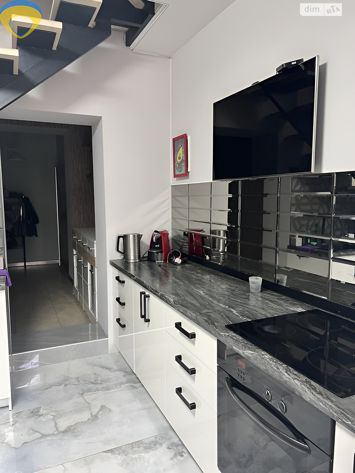 Продаж трикімнатної квартири в Одесі, на вул. Канатна 2, район Приморський фото 1 Продаж трикімнатної квартири в Одесі, на вул. Канатна 2, район Приморський фото 1