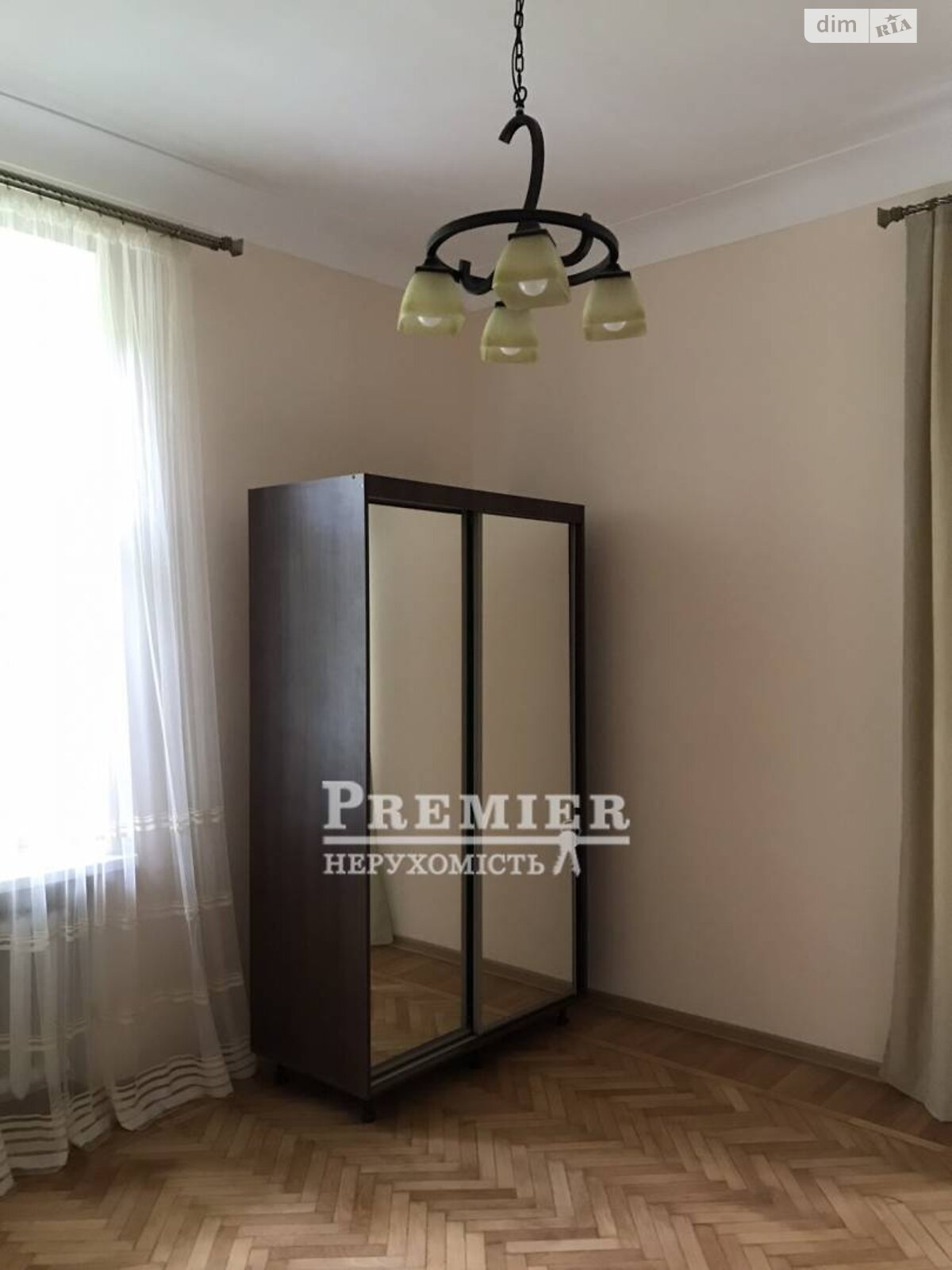 Продажа трехкомнатной квартиры в Одессе, на ул. Канатная, район Приморский фото 1 Продажа трехкомнатной квартиры в Одессе, на ул. Канатная, район Приморский фото 1