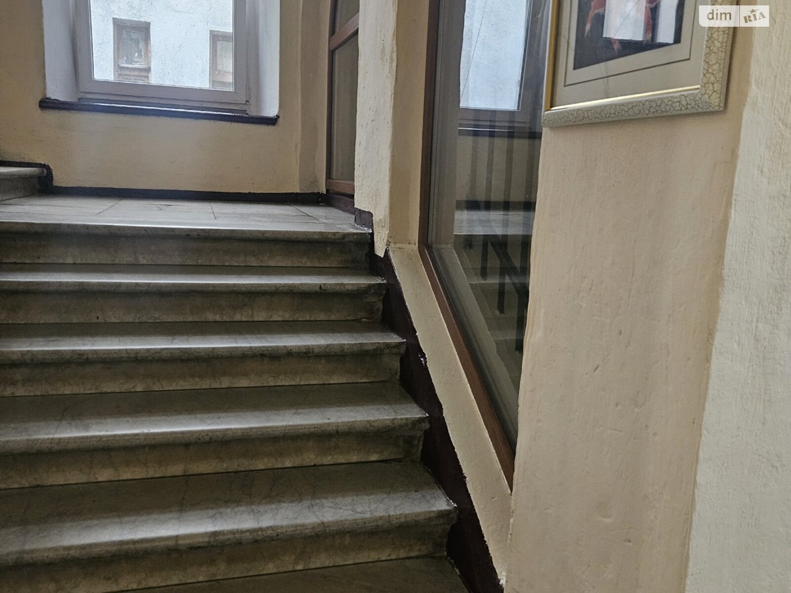 Продаж трикімнатної квартири в Одесі, на вул. Канатна, район Приморський фото 1 Продаж трикімнатної квартири в Одесі, на вул. Канатна, район Приморський фото 1