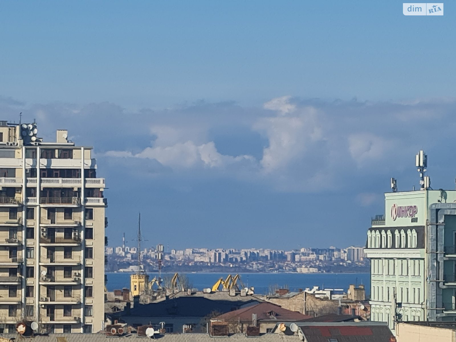 Продажа трехкомнатной квартиры в Одессе, на ул. Карантинная 22, район Приморский фото 1 Продажа трехкомнатной квартиры в Одессе, на ул. Карантинная 22, район Приморский фото 1