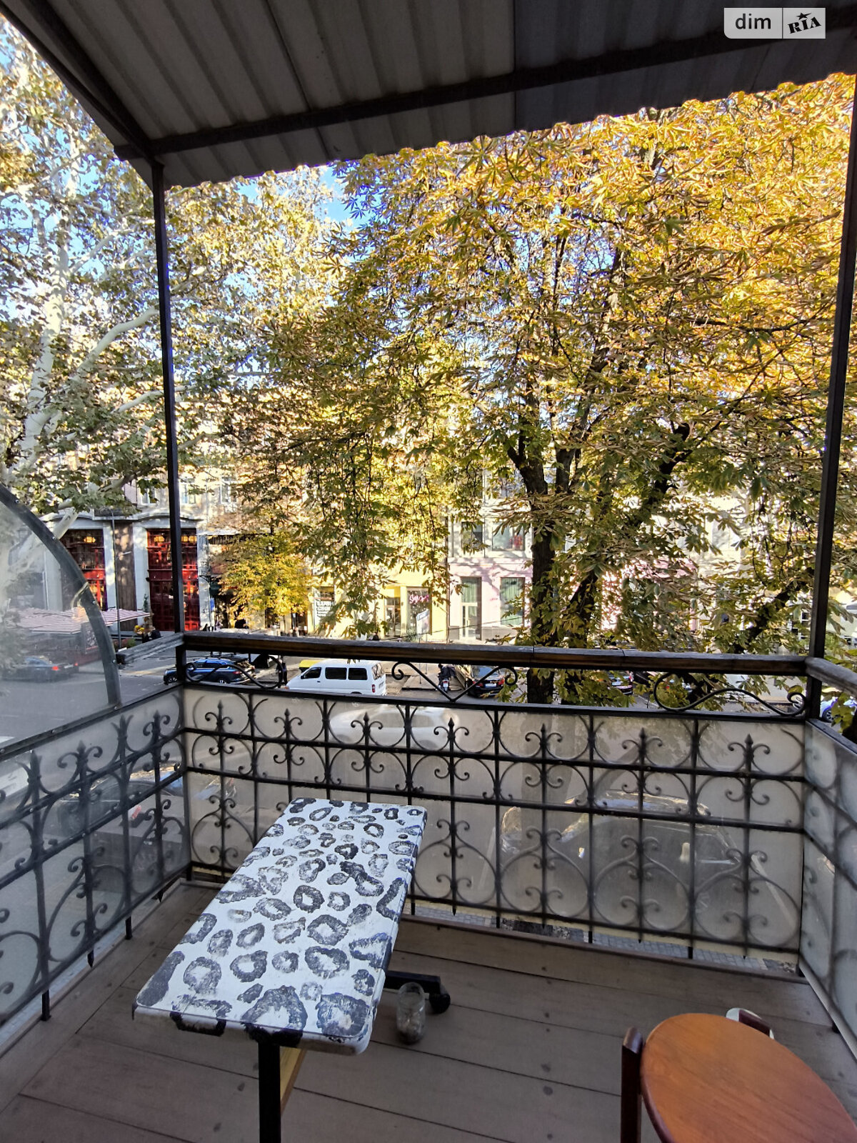 Продаж трикімнатної квартири в Одесі, на вул. Катерининська, район Приморський фото 1 Продаж трикімнатної квартири в Одесі, на вул. Катерининська, район Приморський фото 1