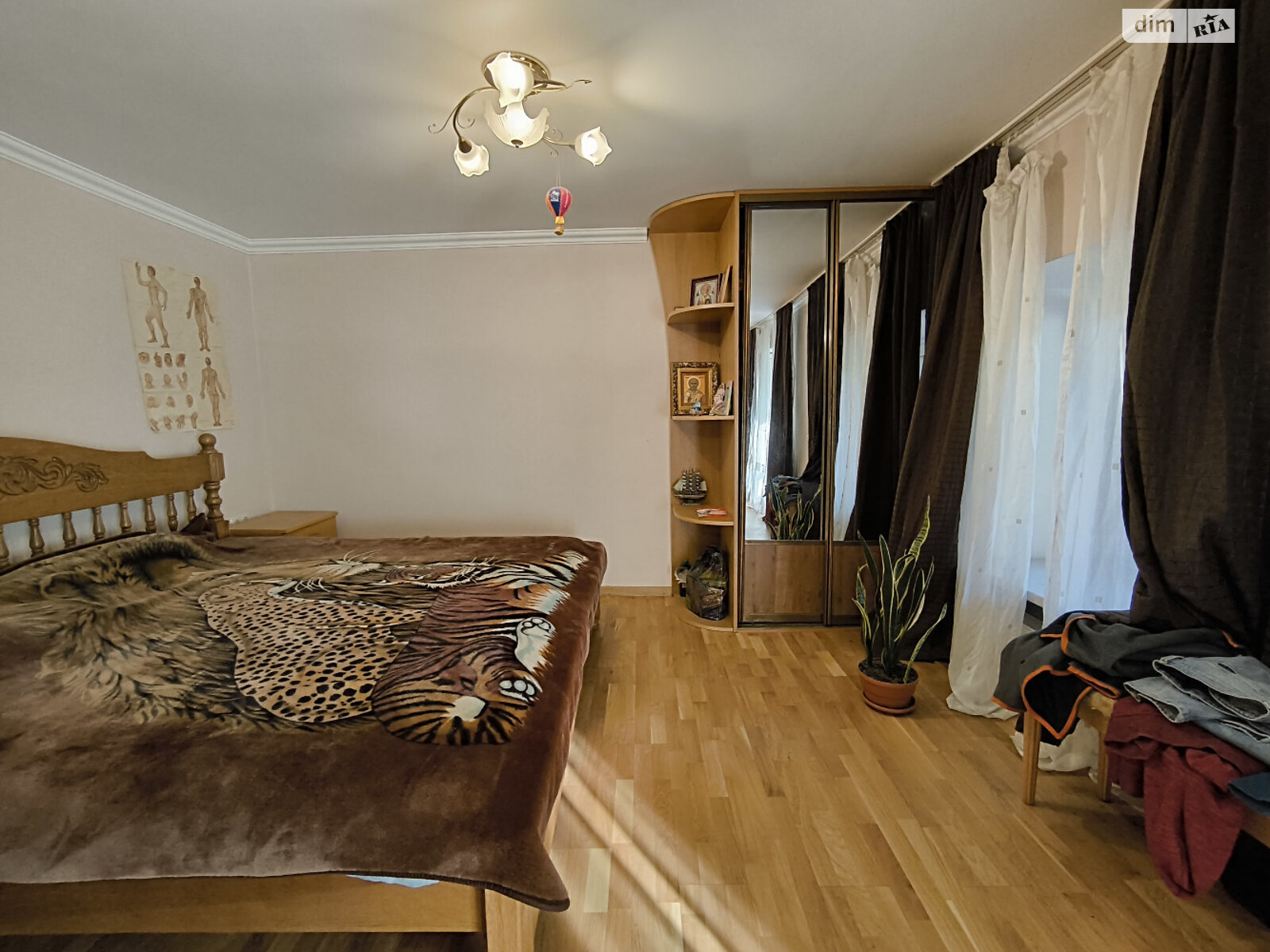 Продаж трикімнатної квартири в Одесі, на вул. Катерининська, район Приморський фото 1 Продаж трикімнатної квартири в Одесі, на вул. Катерининська, район Приморський фото 1