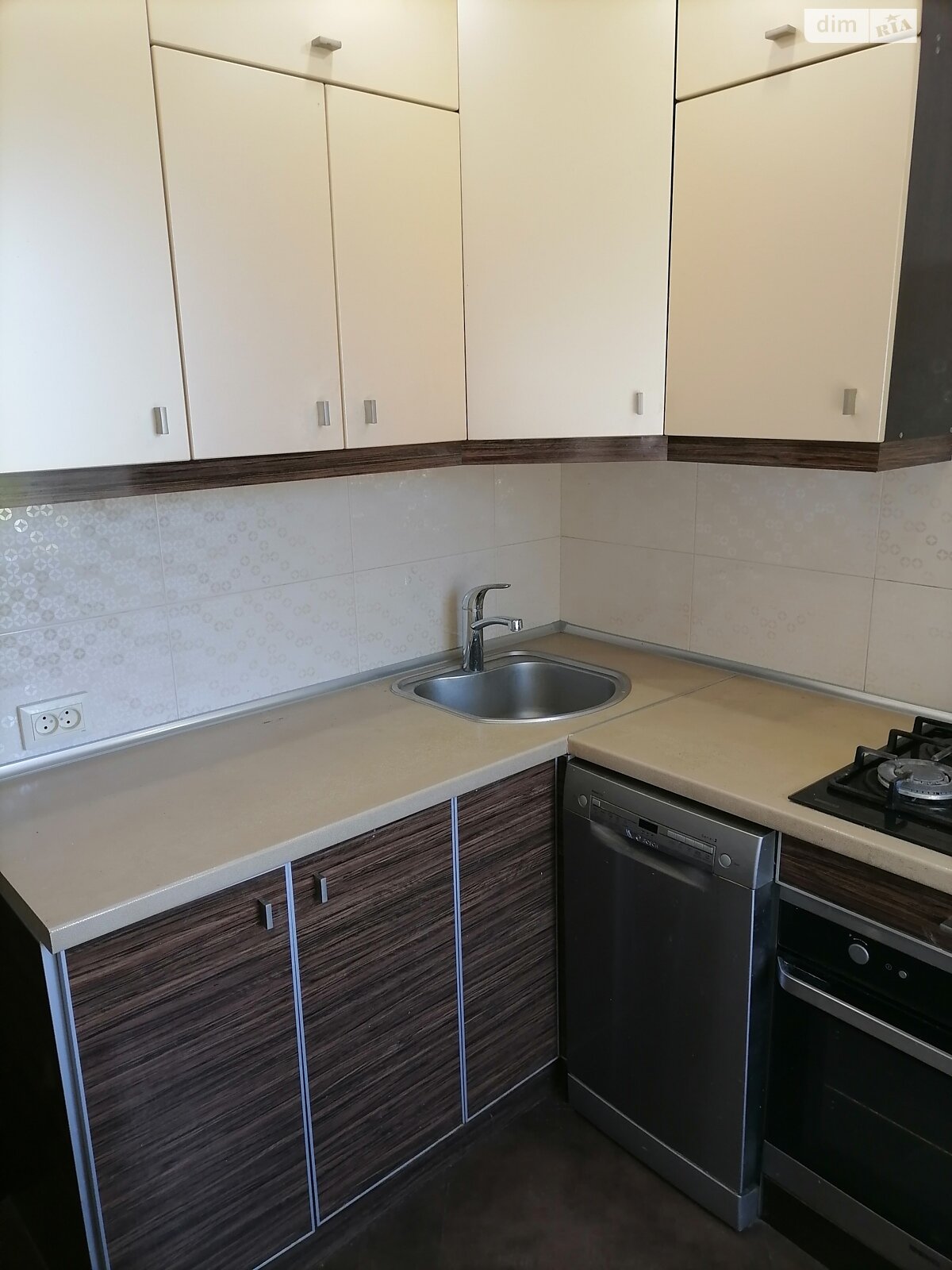 Продажа трехкомнатной квартиры в Одессе, на пер. Катаева 8, район Приморский фото 1 Продажа трехкомнатной квартиры в Одессе, на пер. Катаева 8, район Приморский фото 1