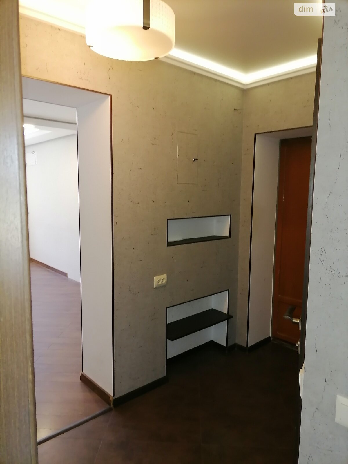 Продажа трехкомнатной квартиры в Одессе, на пер. Катаева 8, район Приморский фото 1 Продажа трехкомнатной квартиры в Одессе, на пер. Катаева 8, район Приморский фото 1