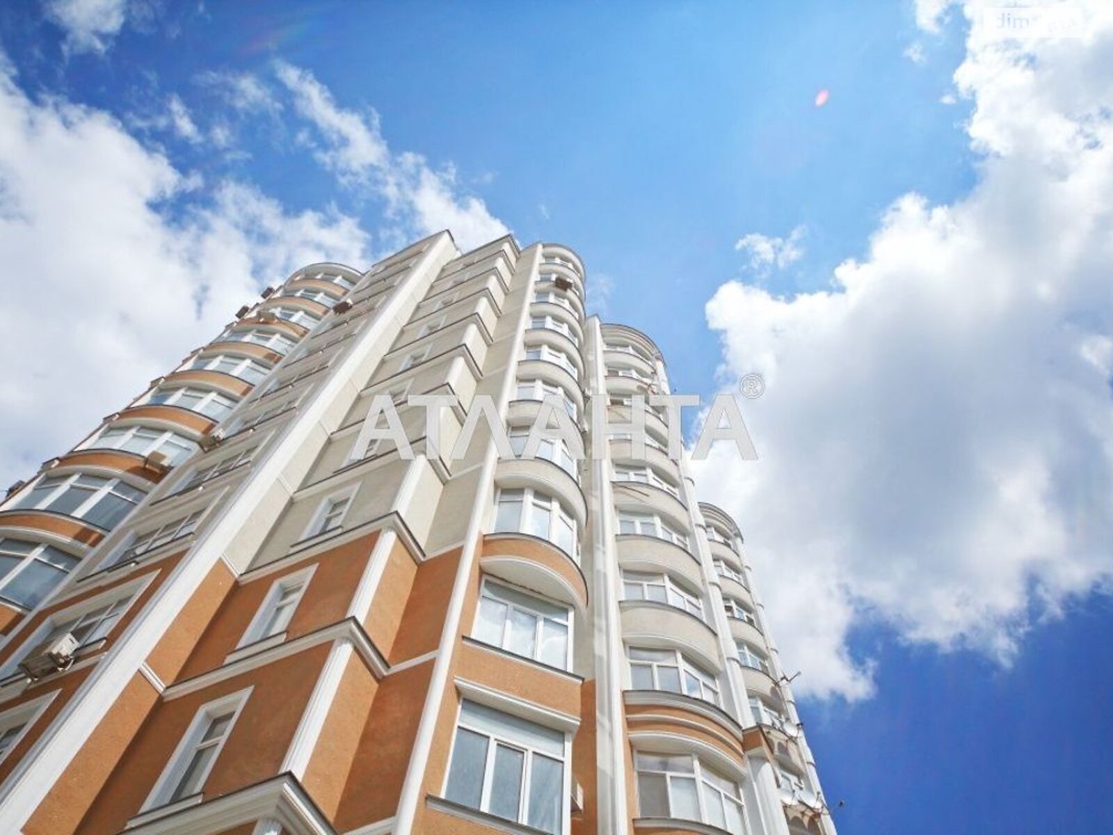 Продаж трикімнатної квартири в Одесі, на пров. Каркашадзе 9, район Приморський фото 1