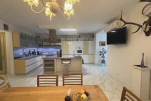 Продаж трикімнатної квартири в Одесі, на вул. Кленова 2А, район Приморський фото 2