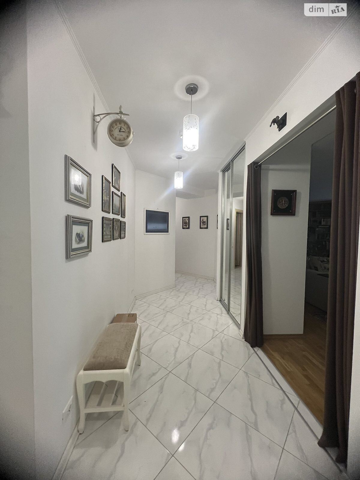 Продаж трикімнатної квартири в Одесі, на вул. Кленова 2А, район Приморський фото 1 Продаж трикімнатної квартири в Одесі, на вул. Кленова 2А, район Приморський фото 1