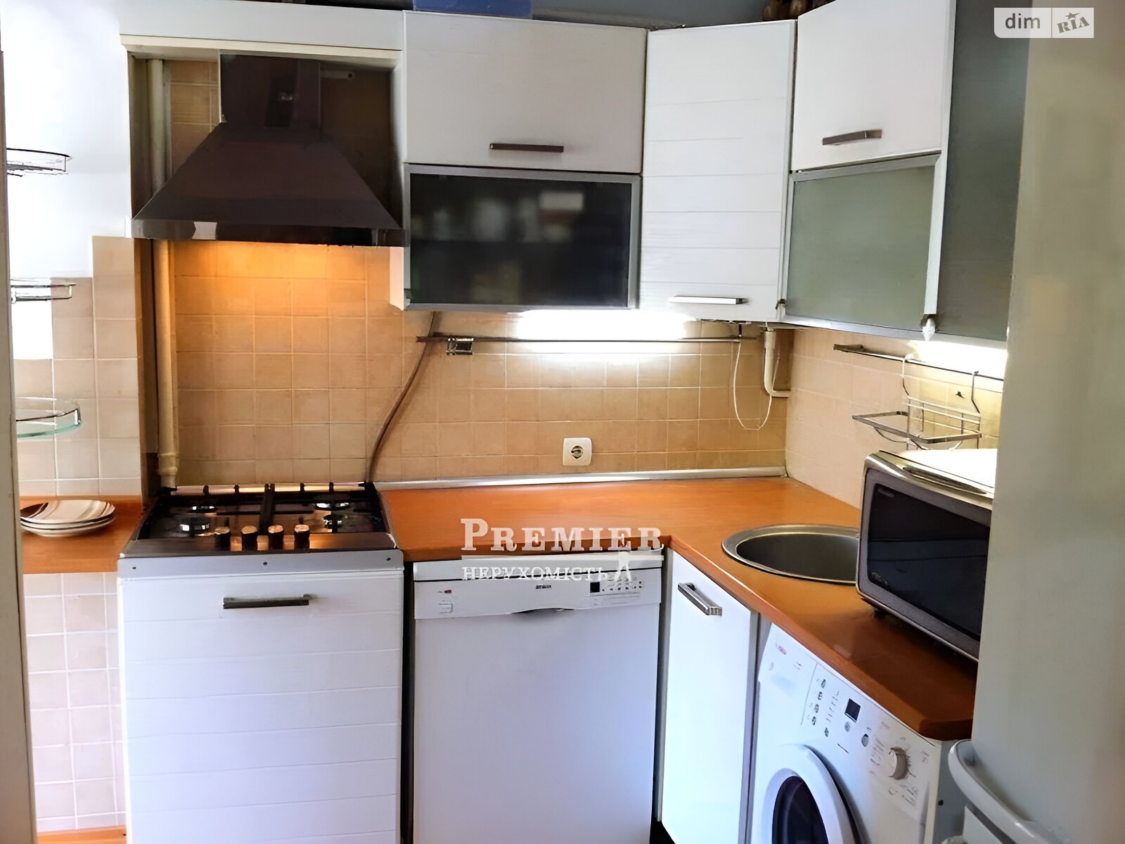 Продажа двухкомнатной квартиры в Одессе, на пер. Клубничный, район Приморский фото 1 Продажа двухкомнатной квартиры в Одессе, на пер. Клубничный, район Приморский фото 1